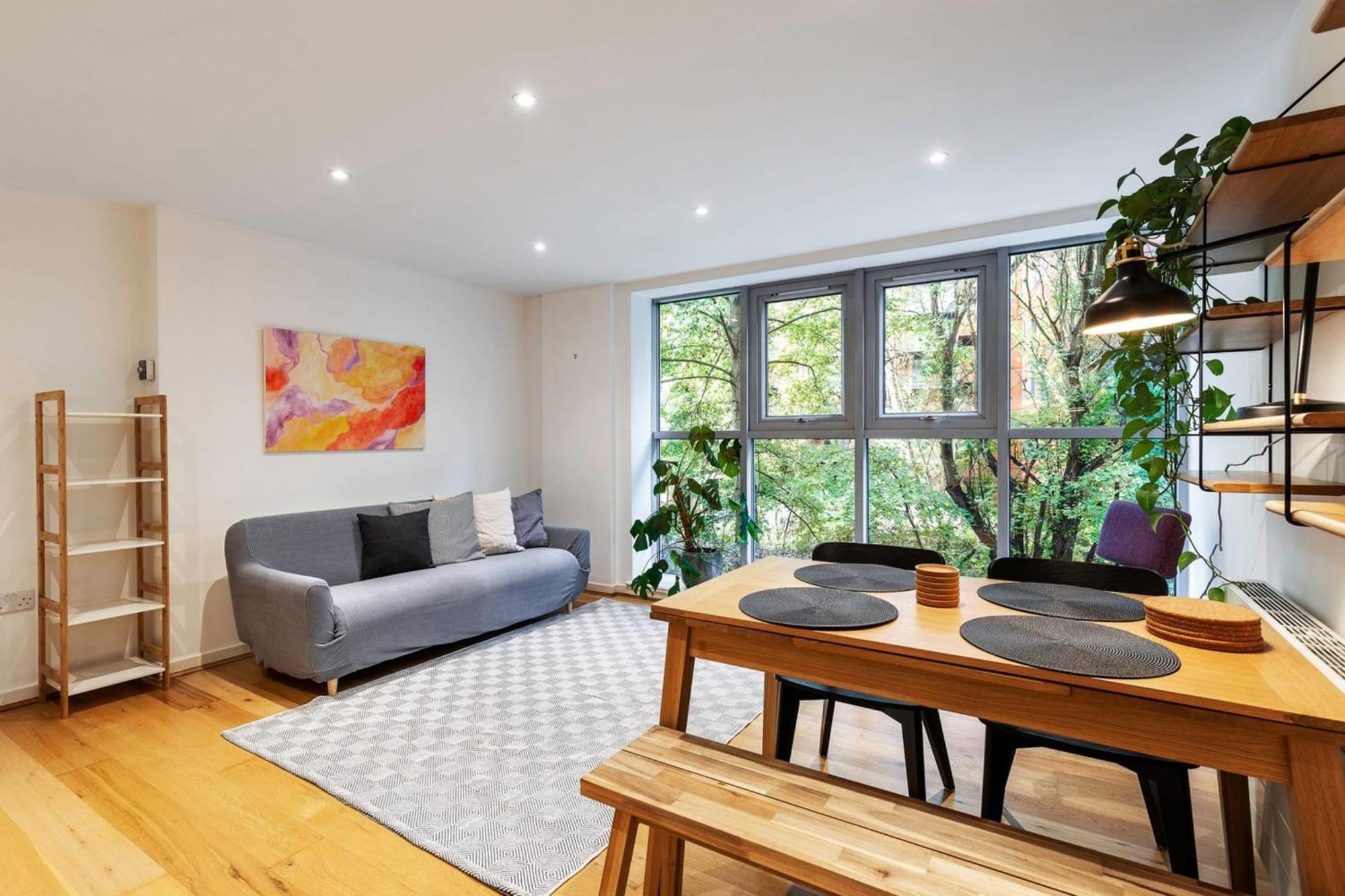 Appartement 2-bed 2-bath In Old Street *