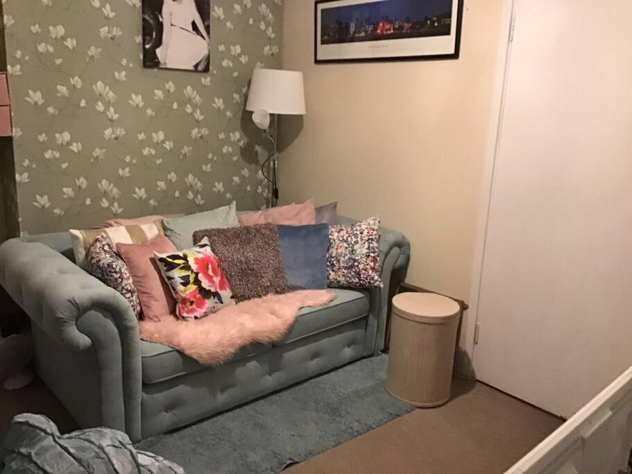 1 Bed Flat Near Londres