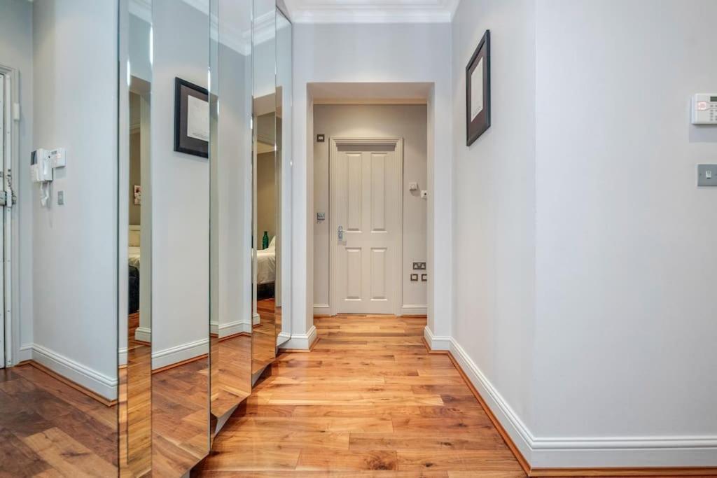 Big 2bed 2bath Mayfair,regent Street * London