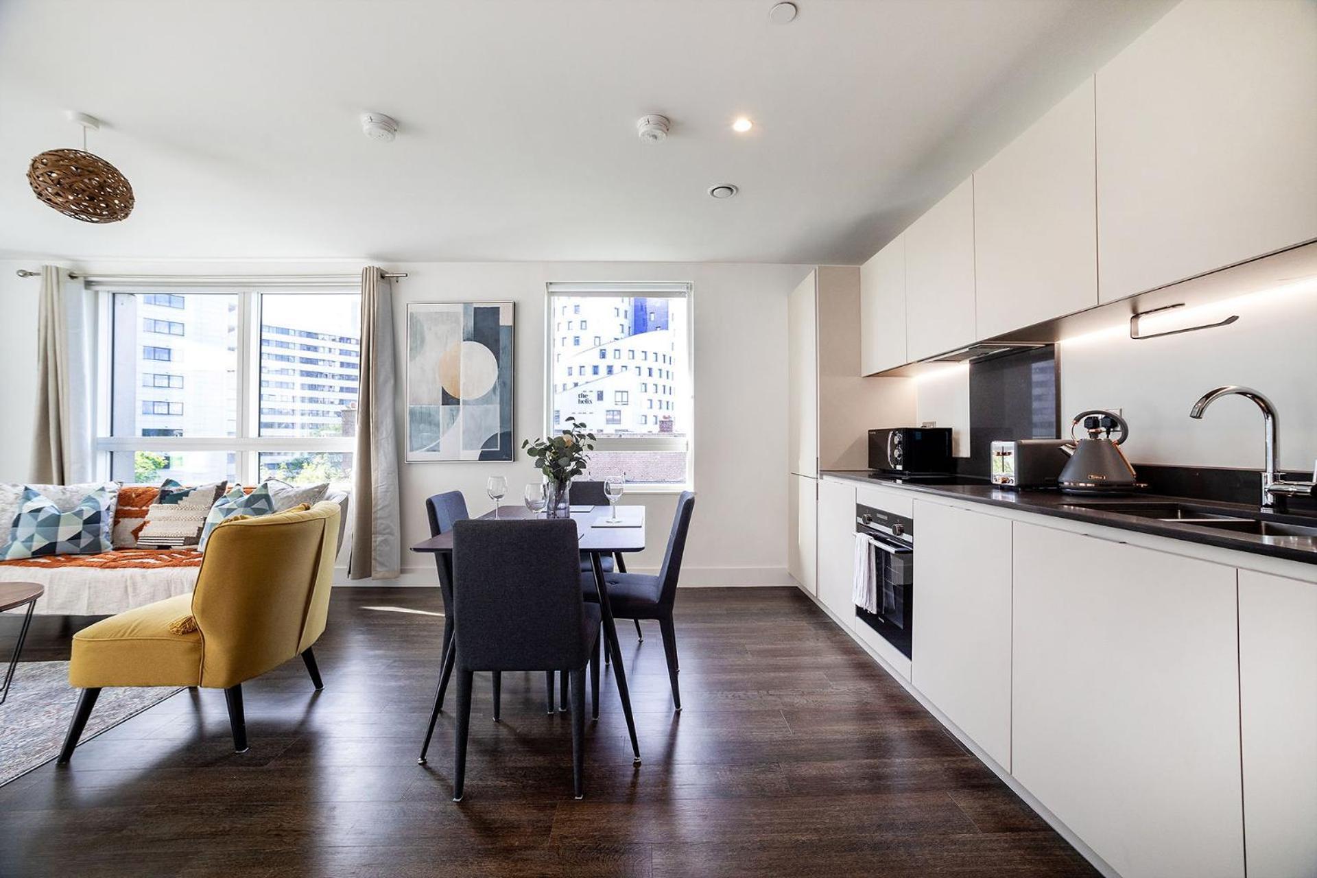 Lägenhet Modern, Stylish, Canalside Penthouse Next To Wembley Stadium! London