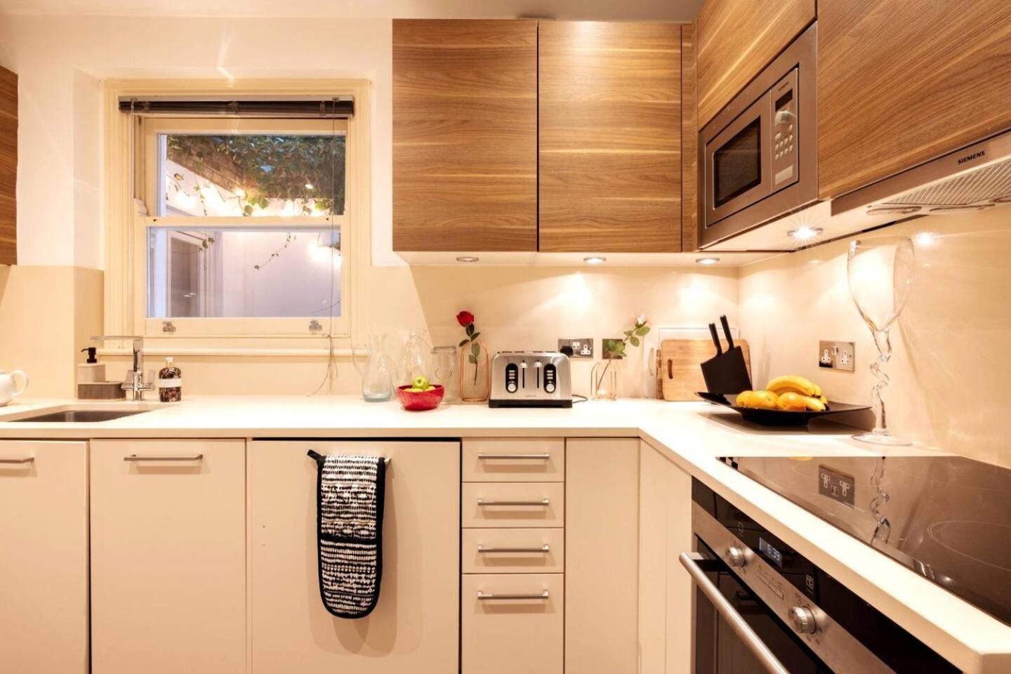 Niru Experience Hidden Gem In Chelsea 2bd 2ba Leilighet