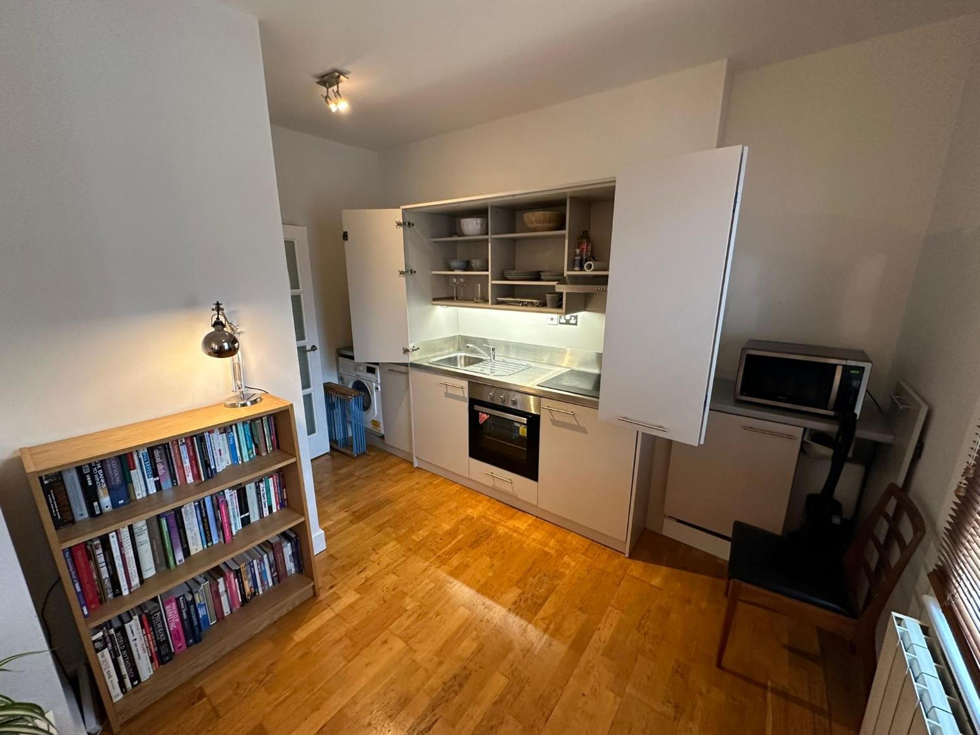Double Bedroom With Shared Bathroom Stunning Location * Londra