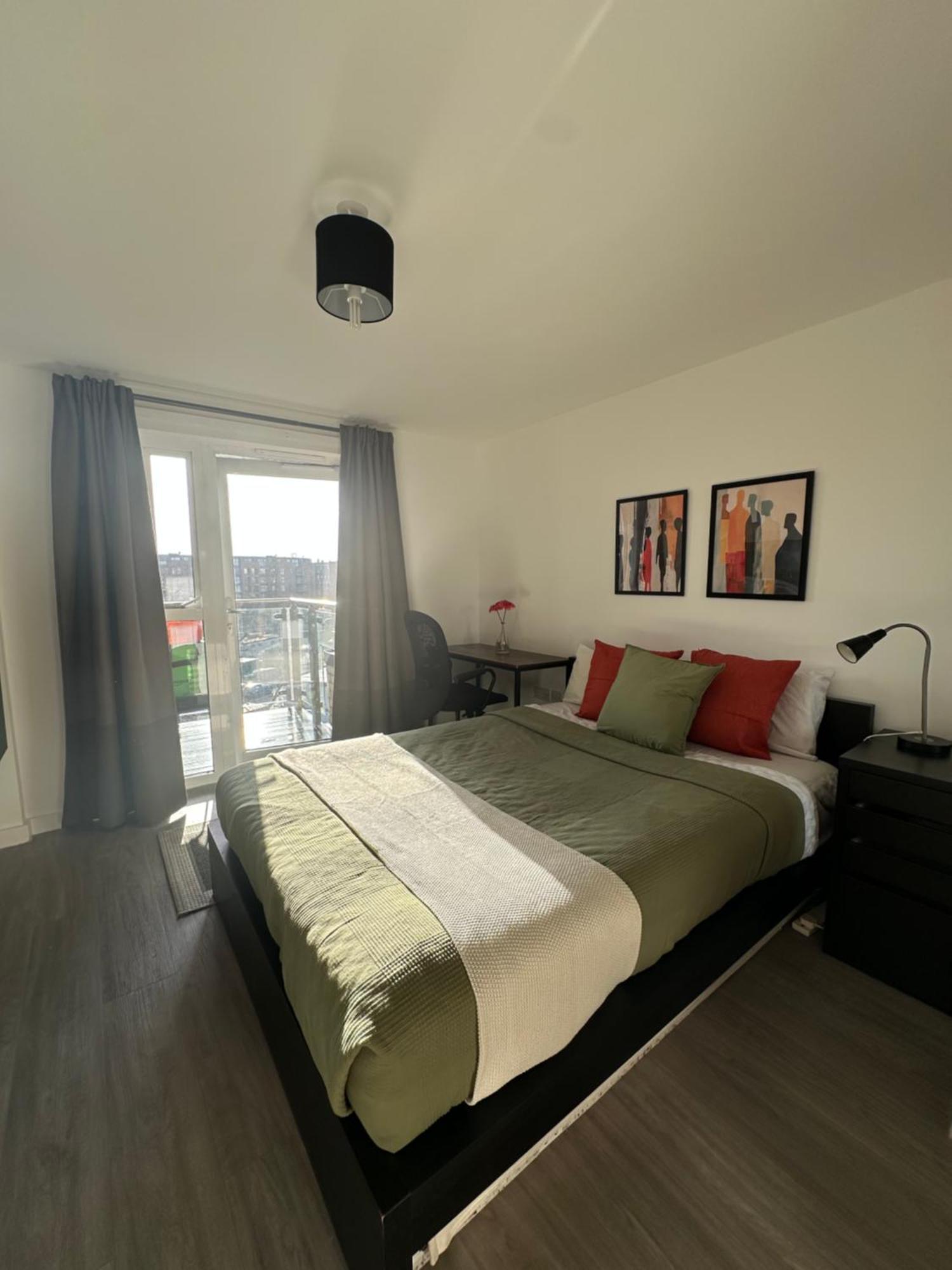 Lovely 2-bed In Appartement