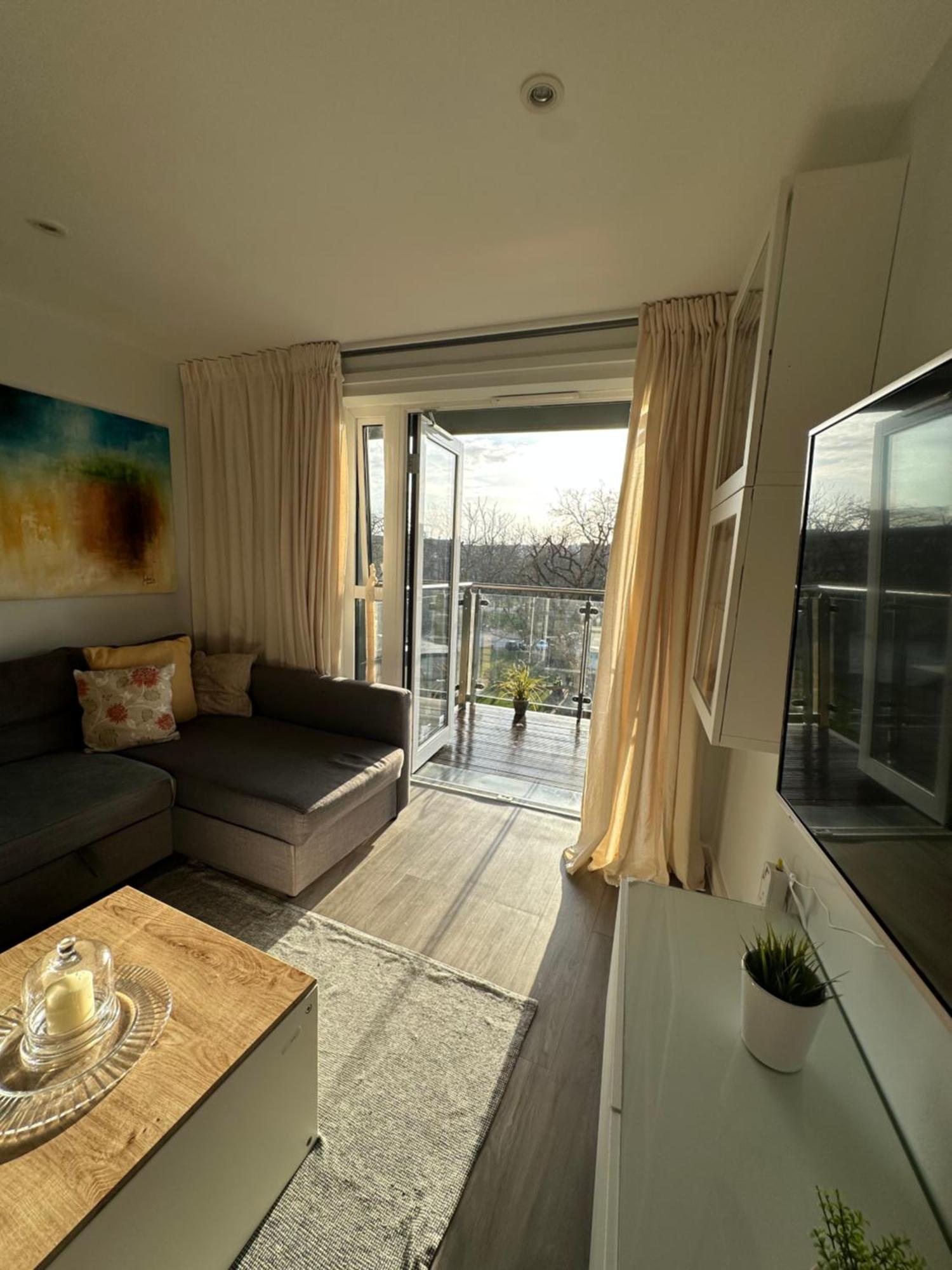 Lovely 2-bed In Londen