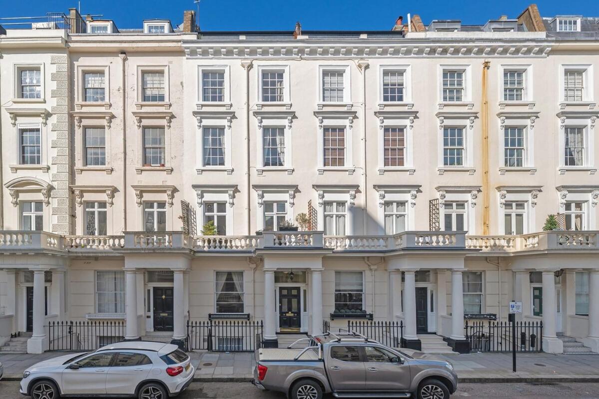 Charming Georgian 2bed In Pimlico Appartement Londen