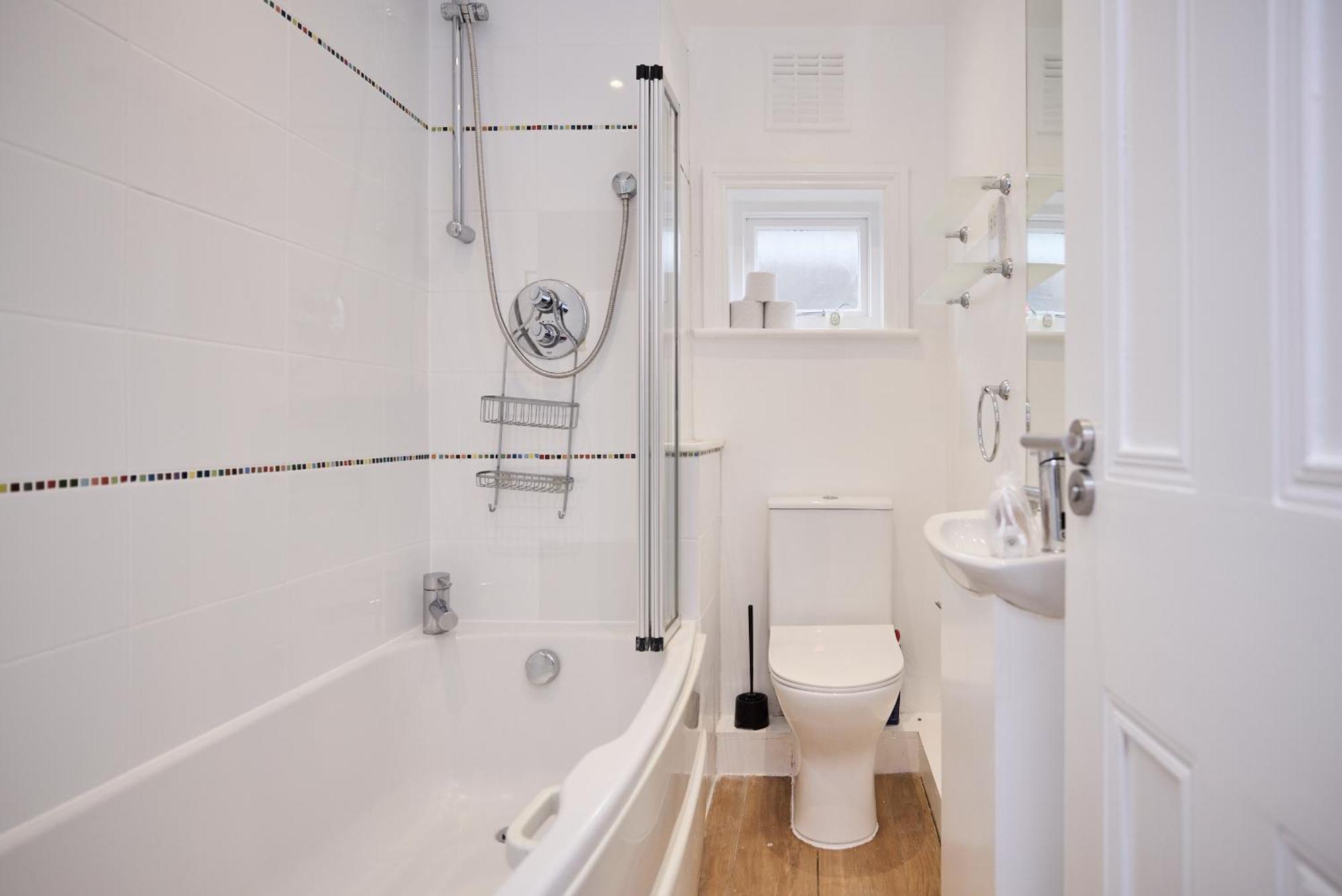 The St Johns Wood Escape - 3bdr With Garden Apartment *