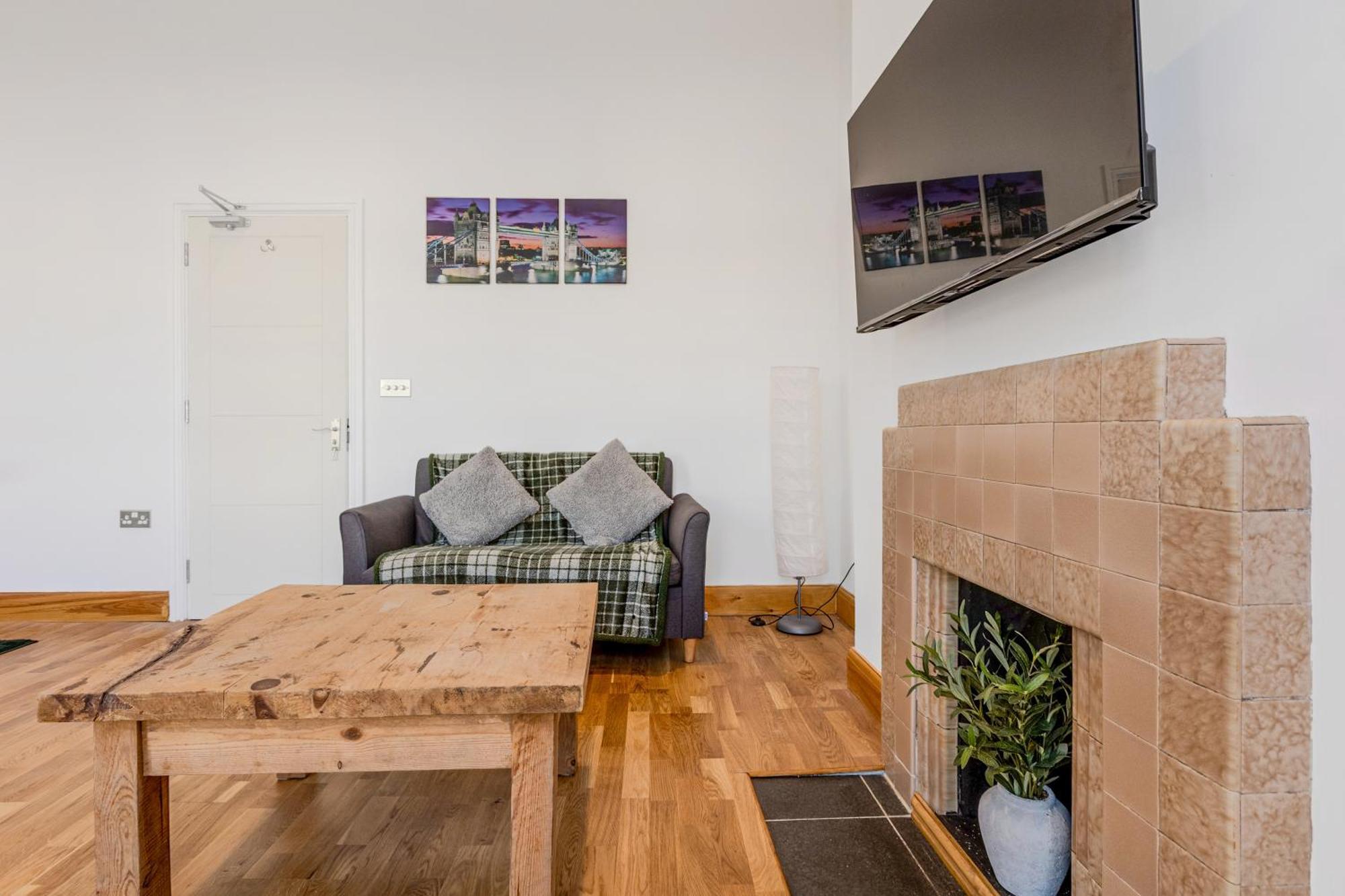 Exquisite Studio, 3mins To Elephant & Castle Tube! Lejlighed London