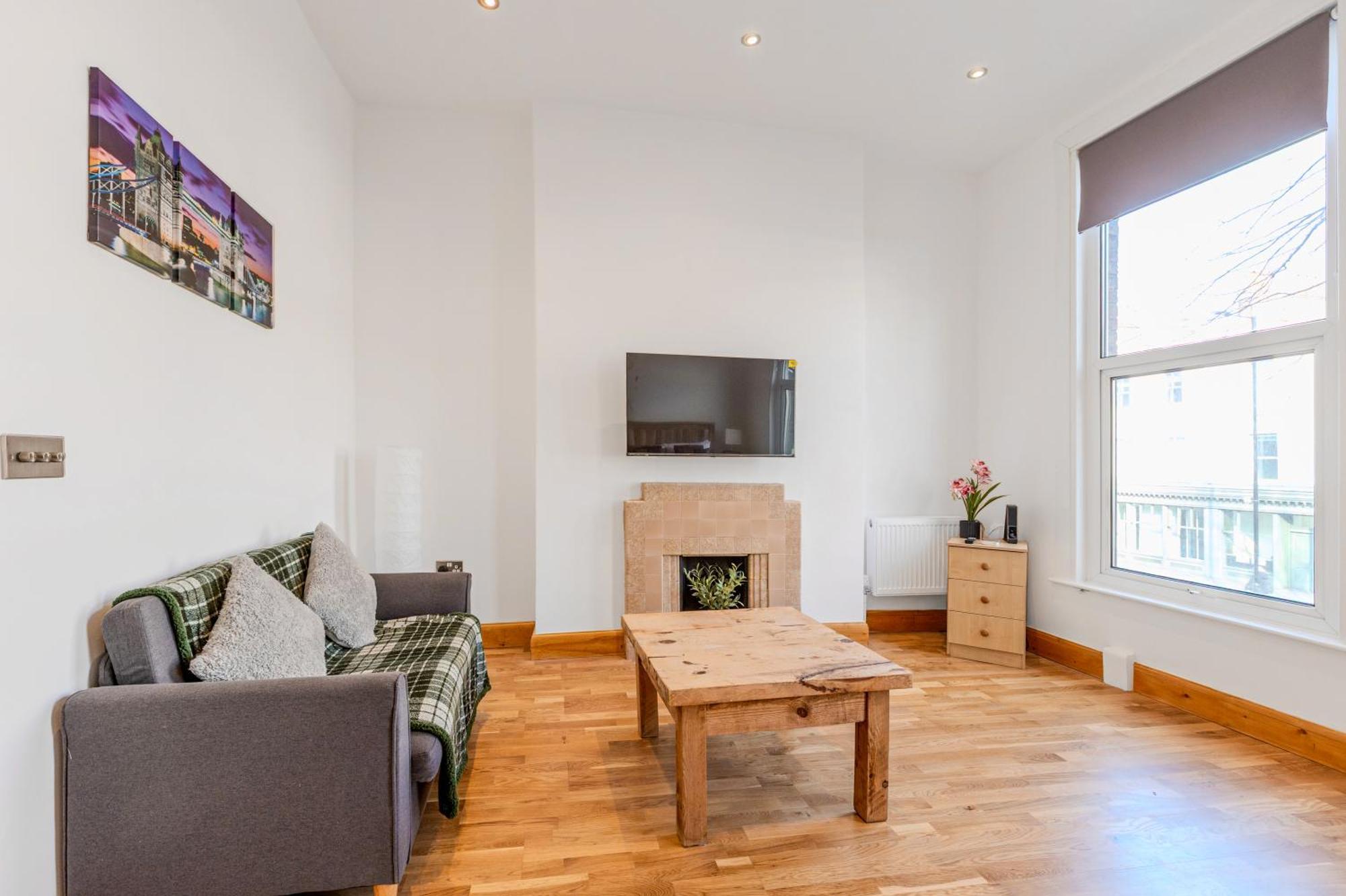 Exquisite Studio, 3mins To Elephant & Castle Tube! Lejlighed London