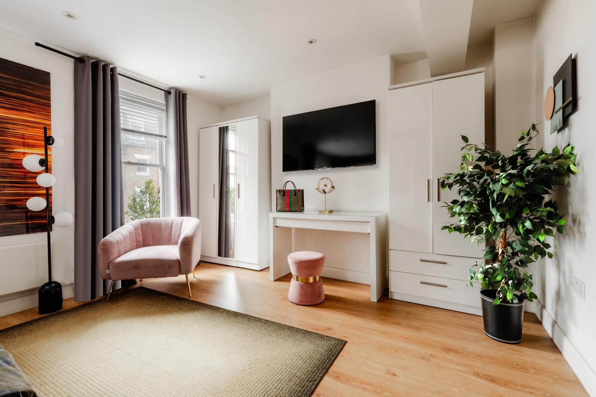 Architect's Sophisticated Private 3bed 3bath House Off Oxford St Appartamento Londra