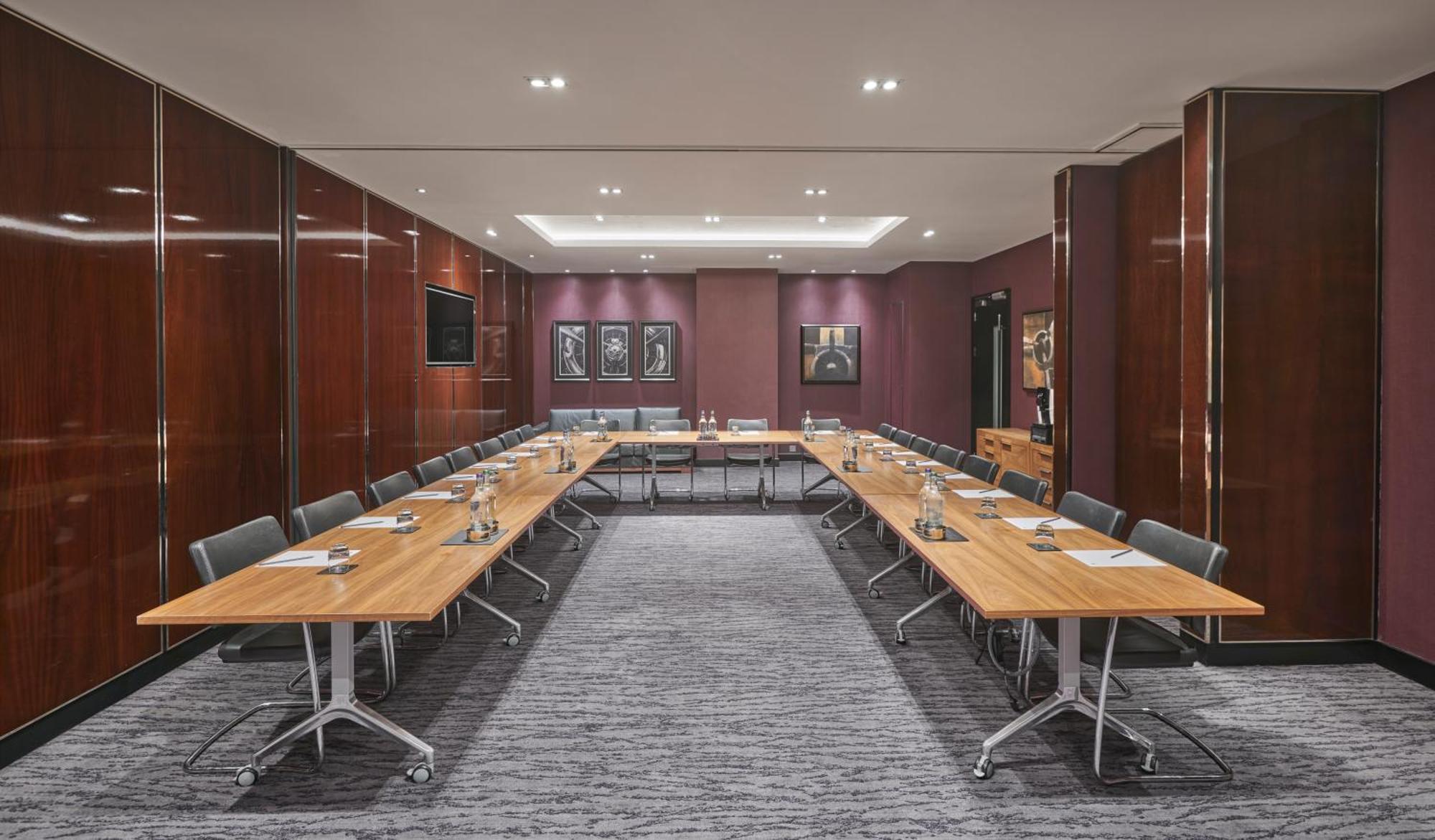 Hyatt Regency Embankment Hotell