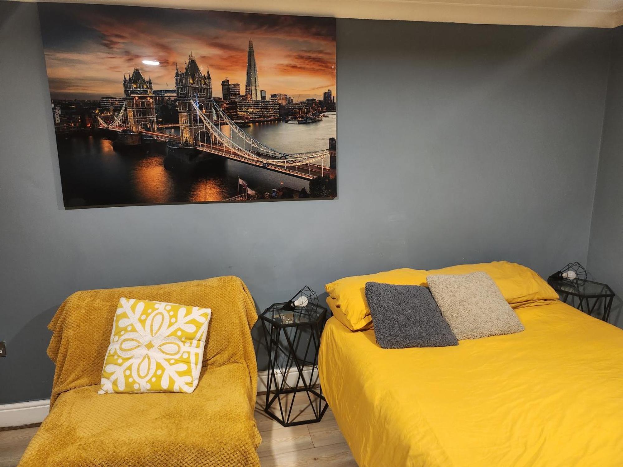 Dodi Apartment London