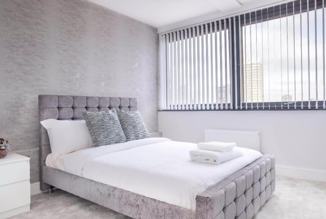 Apartment Incredible 3br Battersea Flat & Spectacular View London