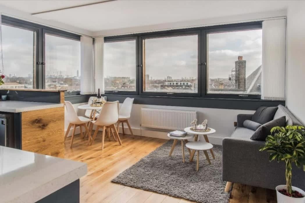 Apartment Incredible 3br Battersea Flat & Spectacular View London