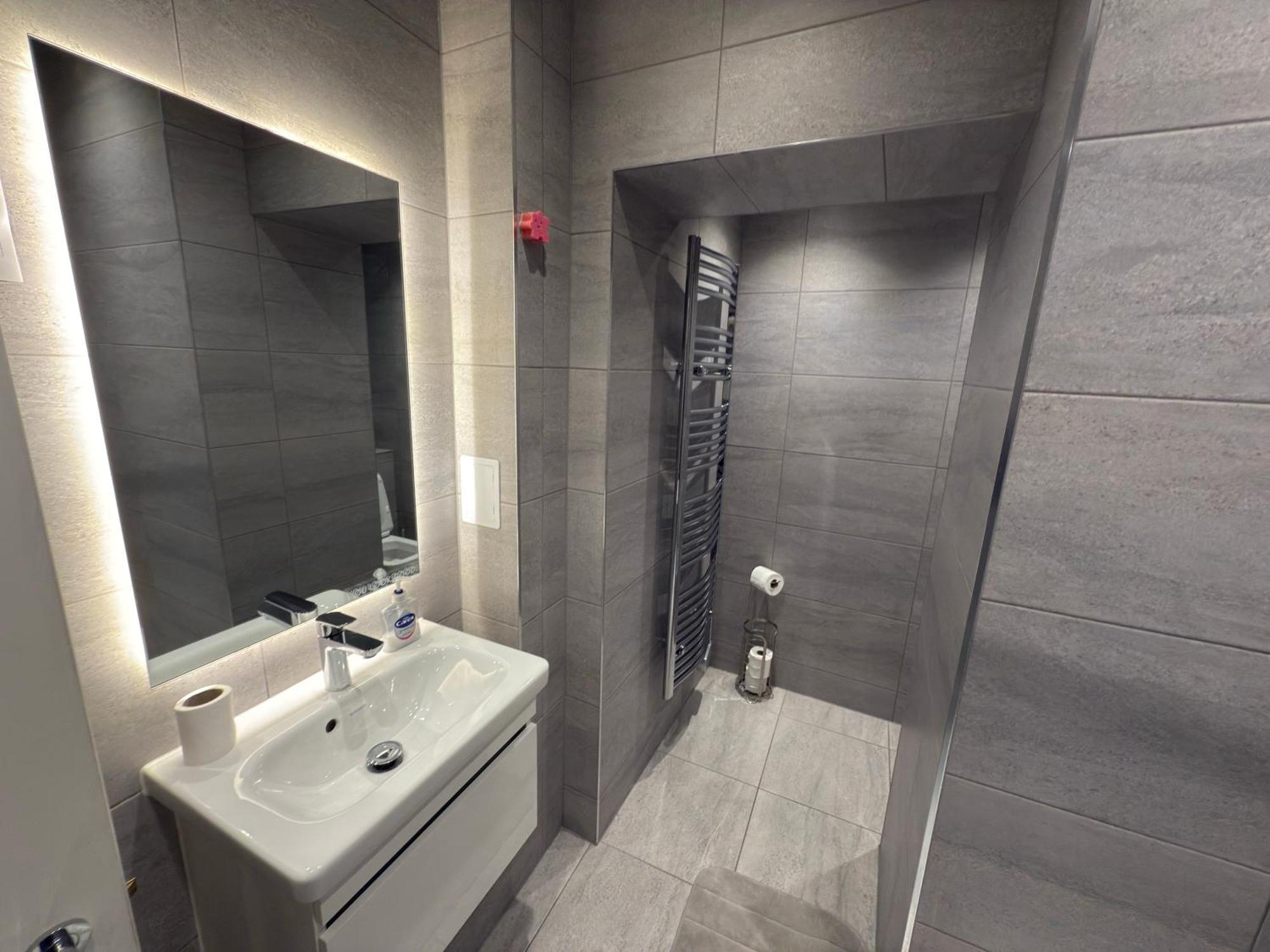 West Luxury Oasis, Ealing Broadway - Location!!! Leilighet