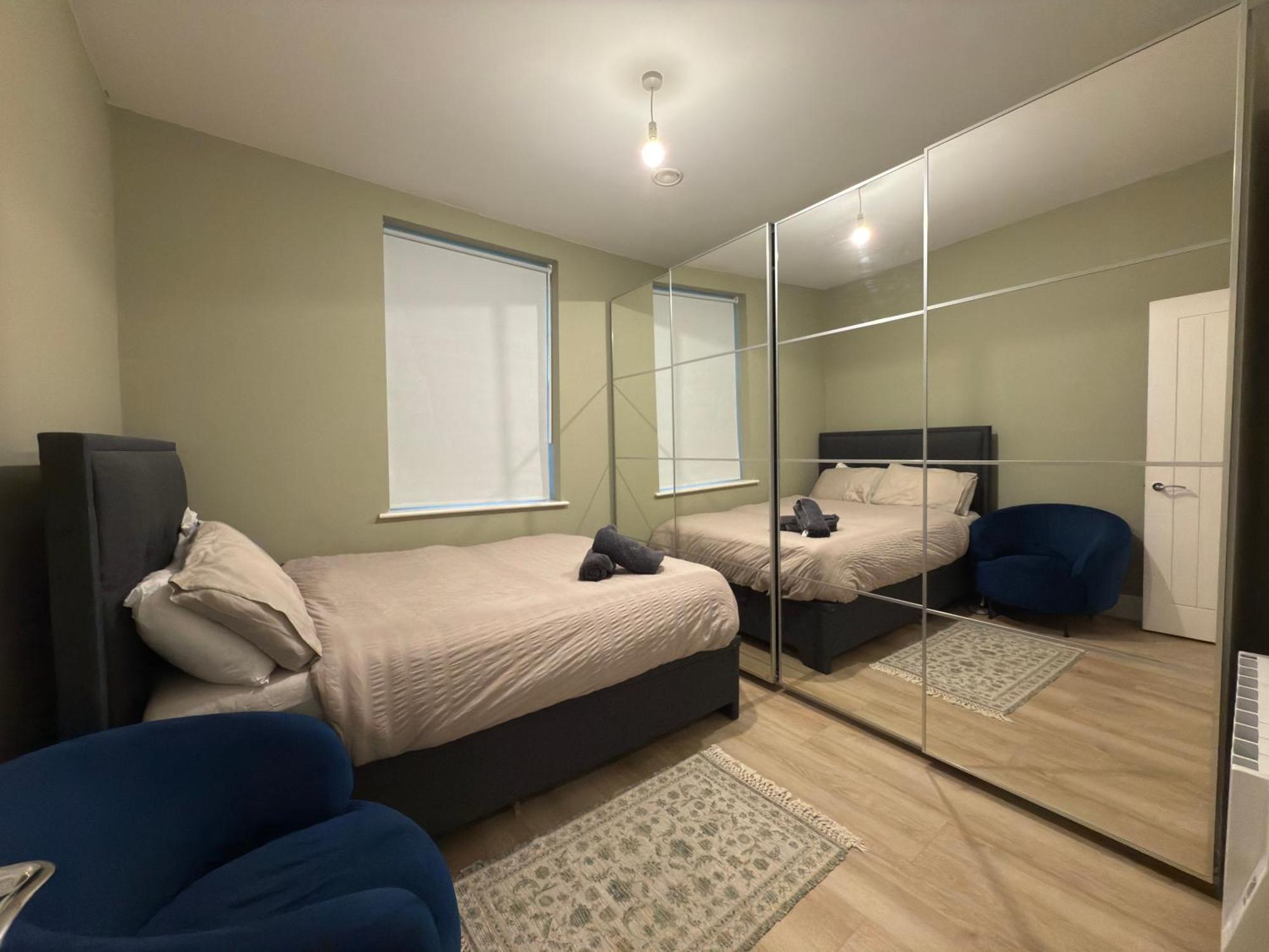 Leilighet West Luxury Oasis, Ealing Broadway - Location!!! London