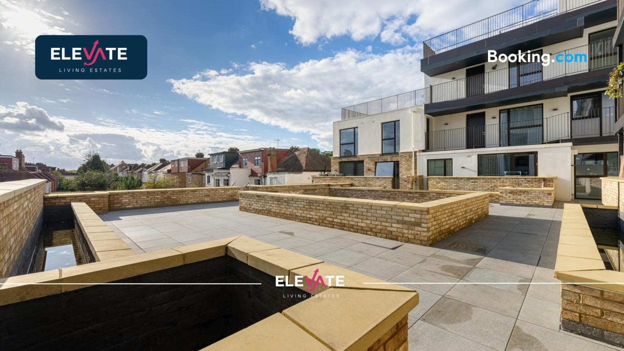 Last-minute Specials L Modern House L Wembley Stadium Location, Free Parking, 5 Min To Brent Cross West Station, Sleeps Up To 6 L Elevate Living Estates Short Lets Cricklewood & Brent Cross London