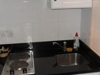Aparthotel West Brompton Studios 4*