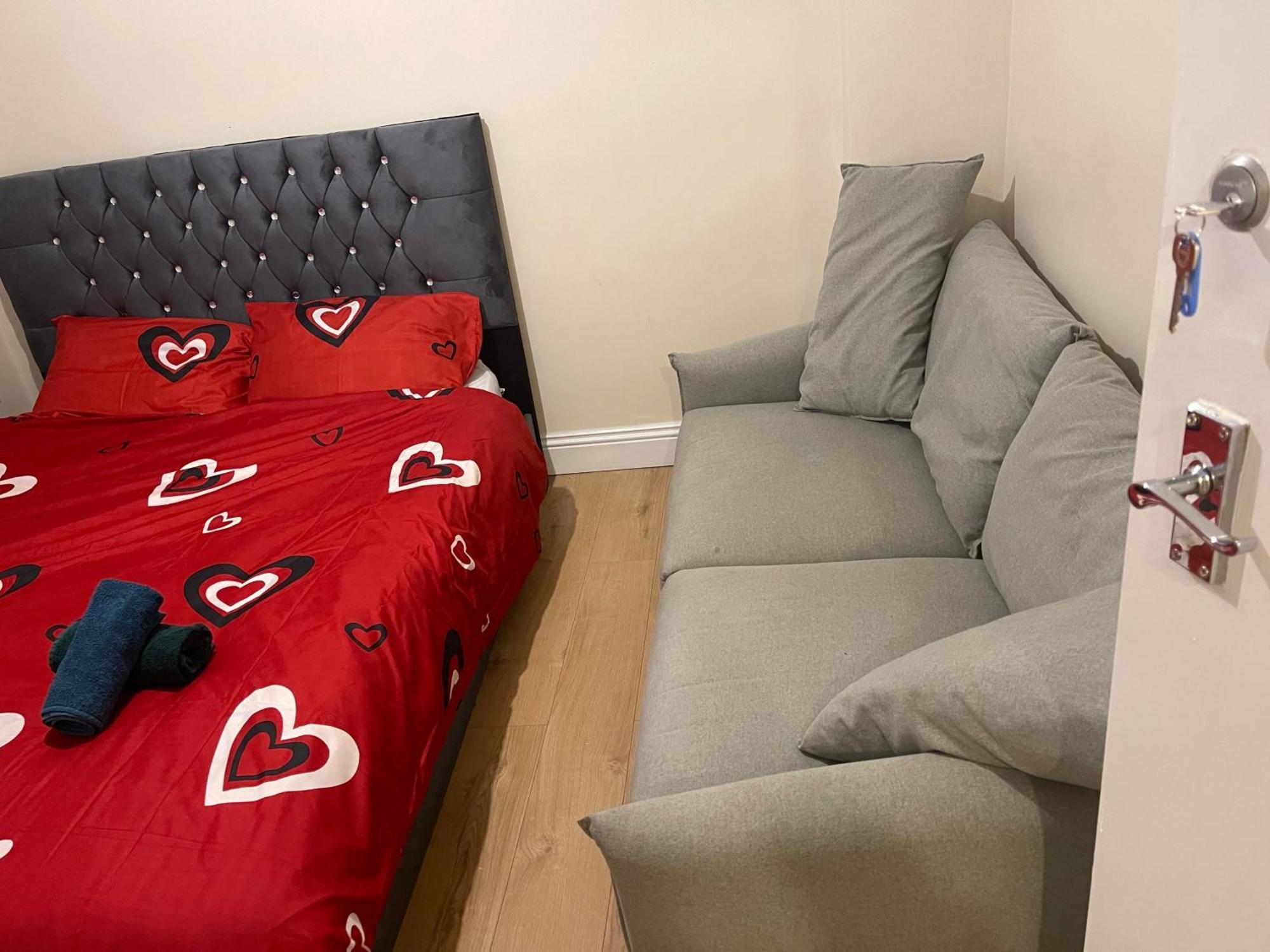 Ferienhaus 4 Beds Sleeps 15 Near Lcy Airport & Excel London *
