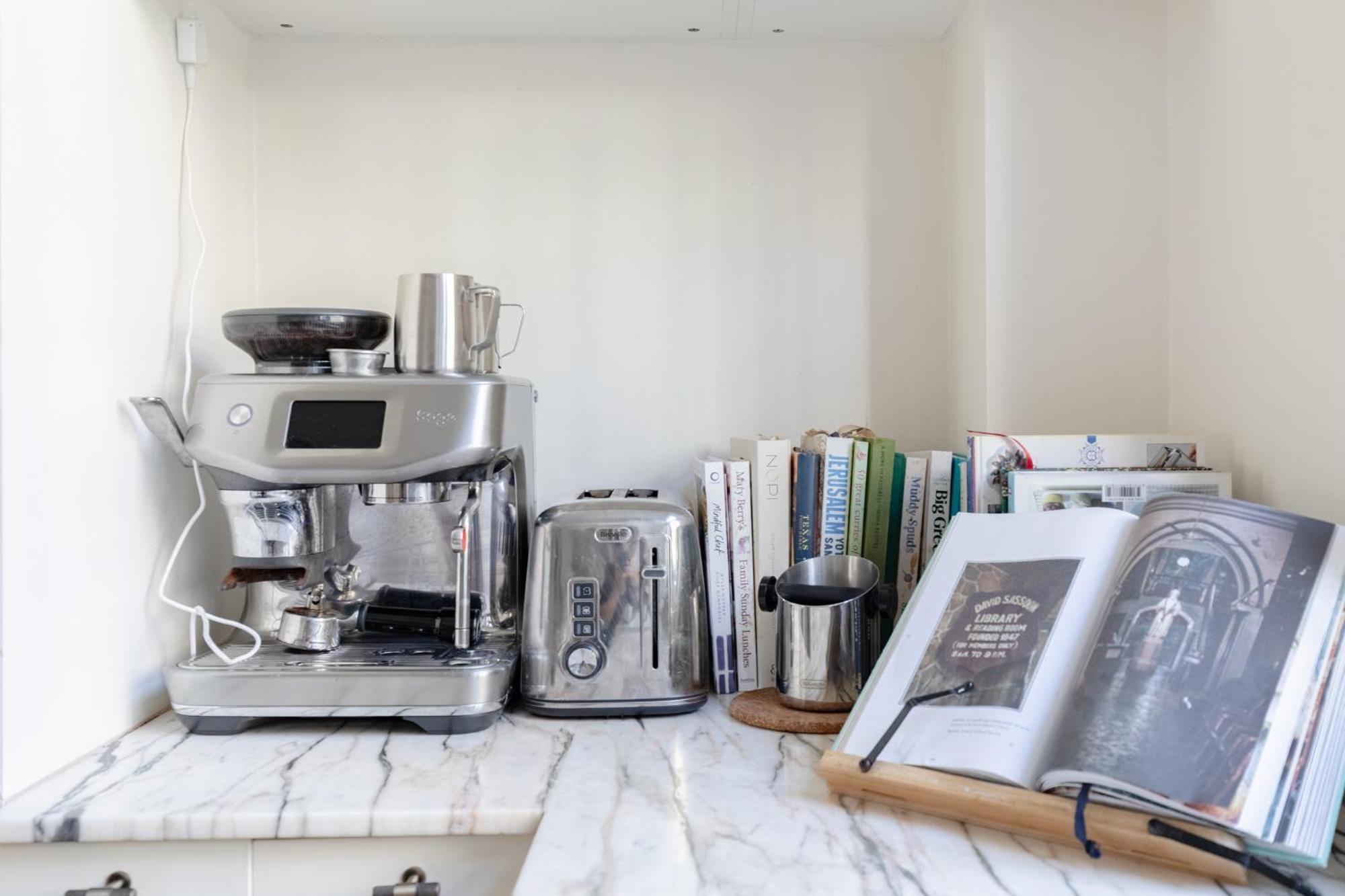 Holiday home Impeccably Curated 2bd South East