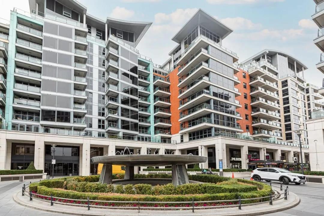 Luxury 2 Bedroom Flat In Chelsea Harbour, Londres