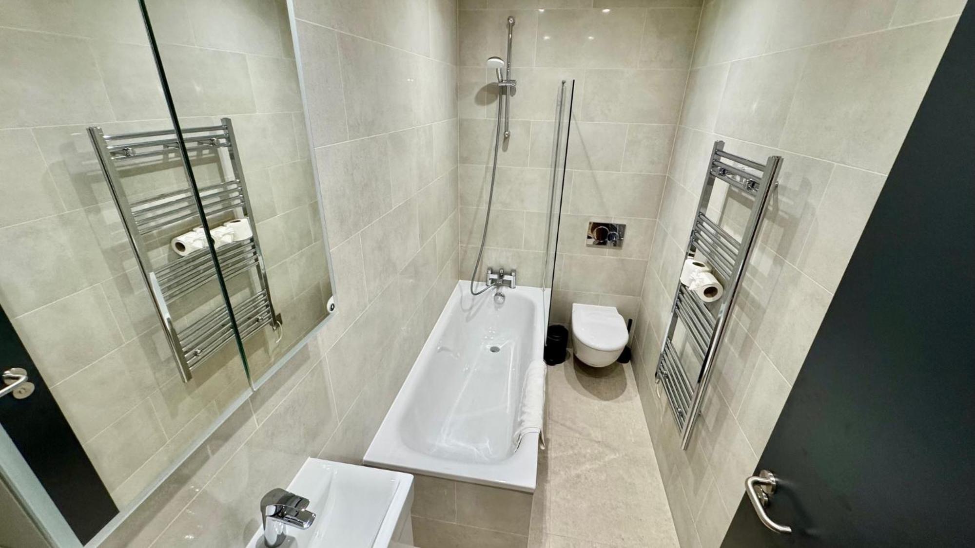 Stratford Westfield Premium 1br Apartment *