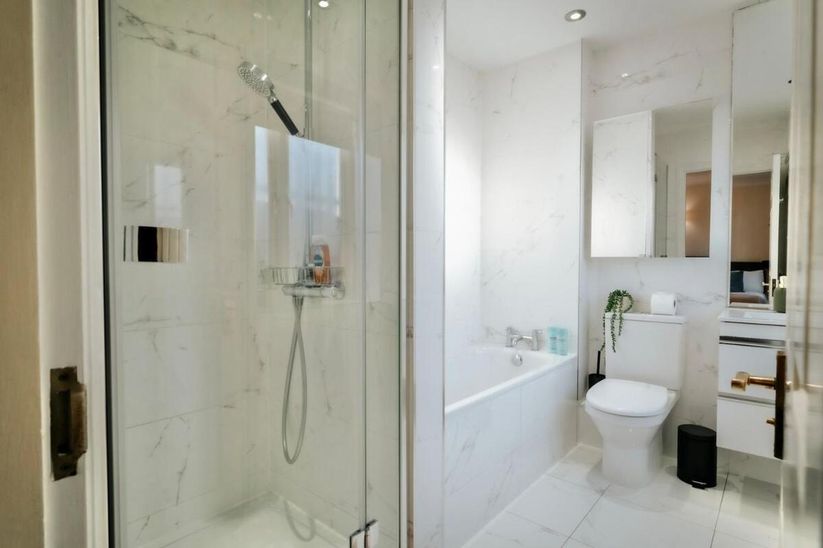 Apartment Fantastic 2bdr Free Car Parking