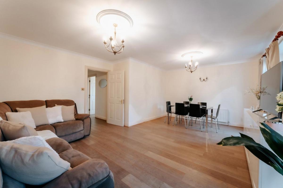 Apartment Fantastic 2bdr Free Car Parking