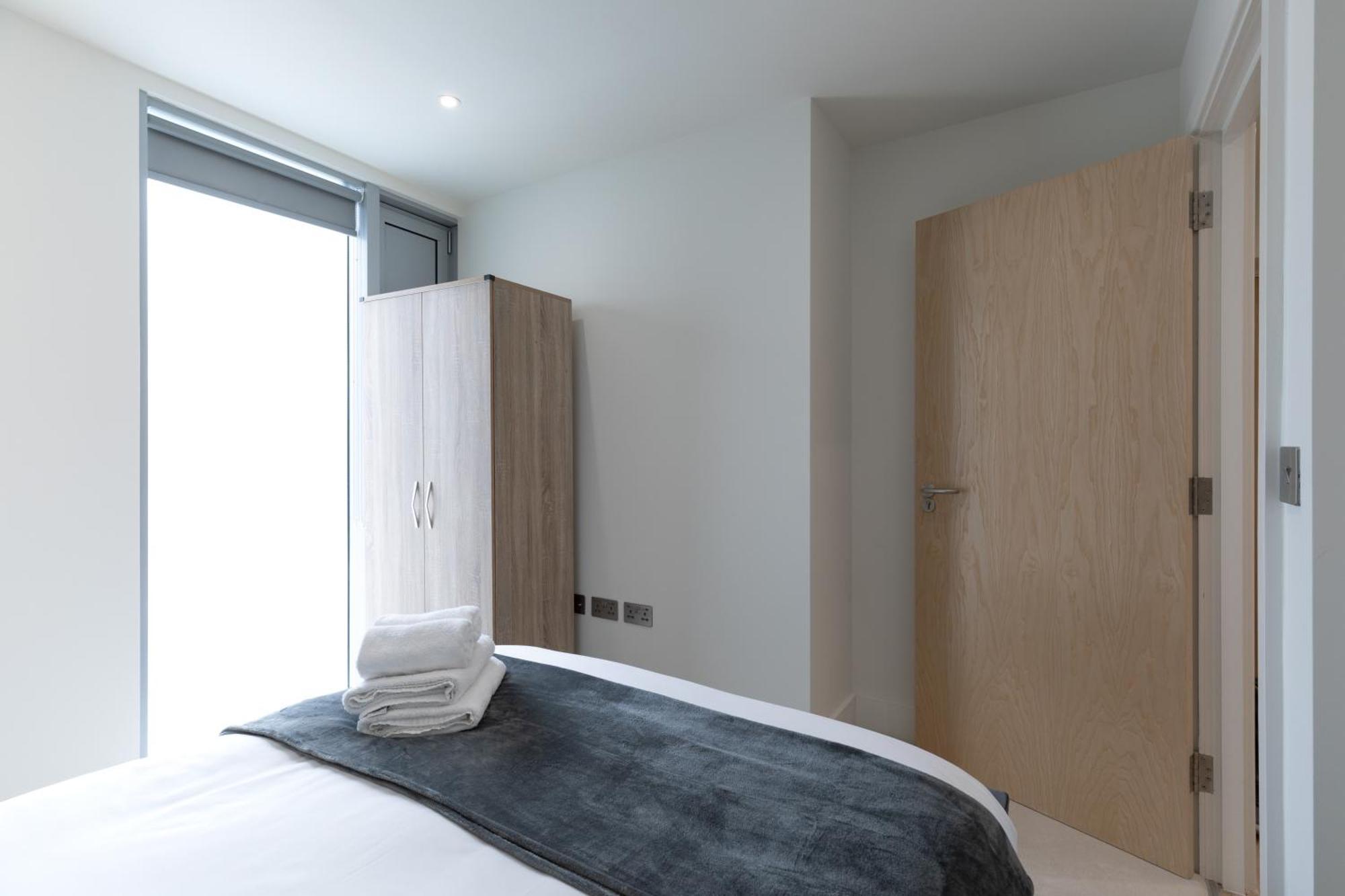Stratford Westfield Premium 1br Apartment