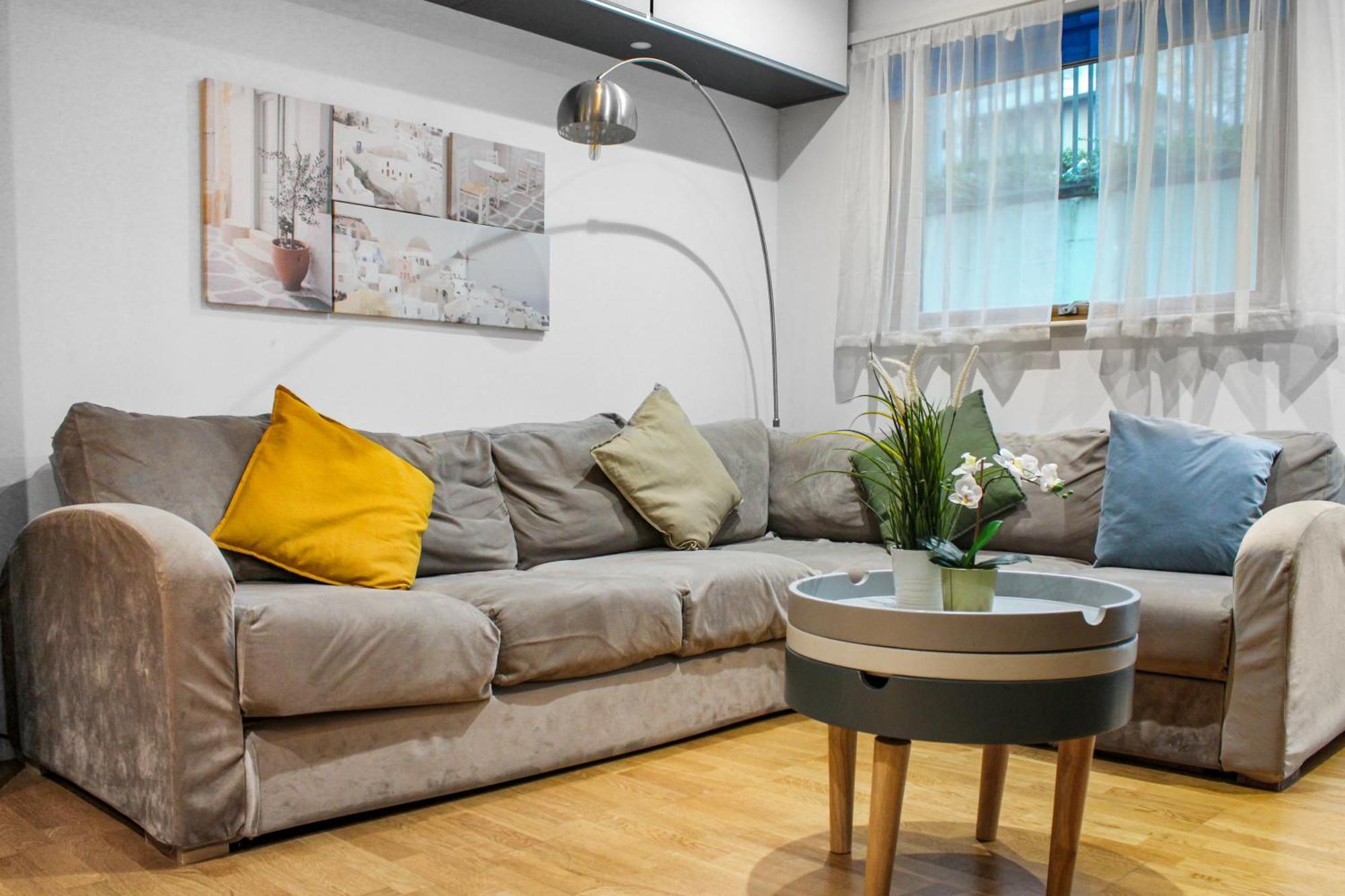 Walk To King's Hospital,private Terrace,828 Sq Ft,workspace Apartment London