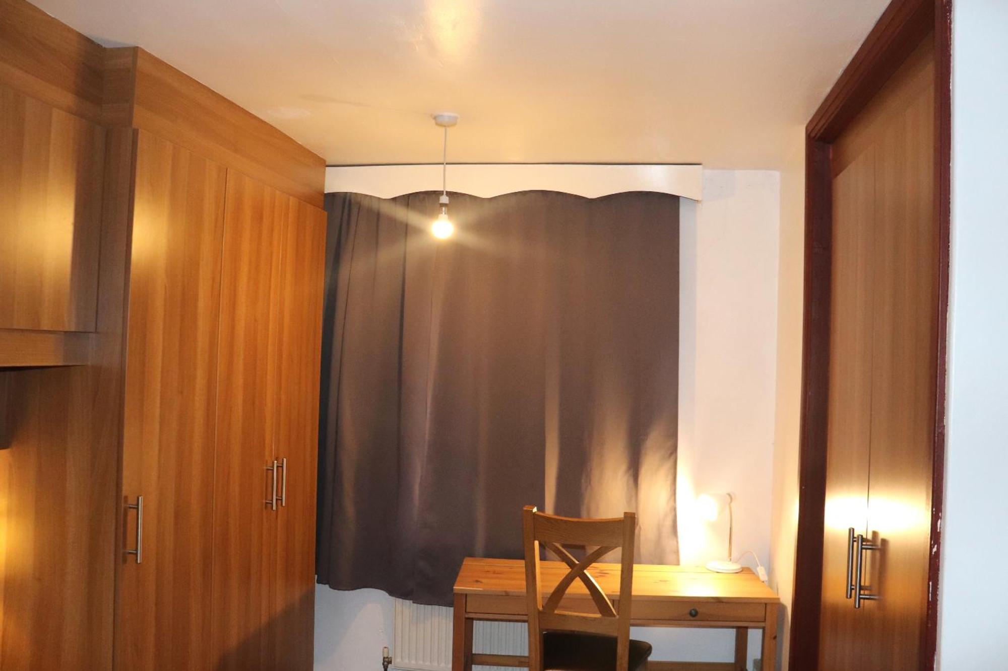 2-bedroom Apartment- Bermondsey Leilighet *