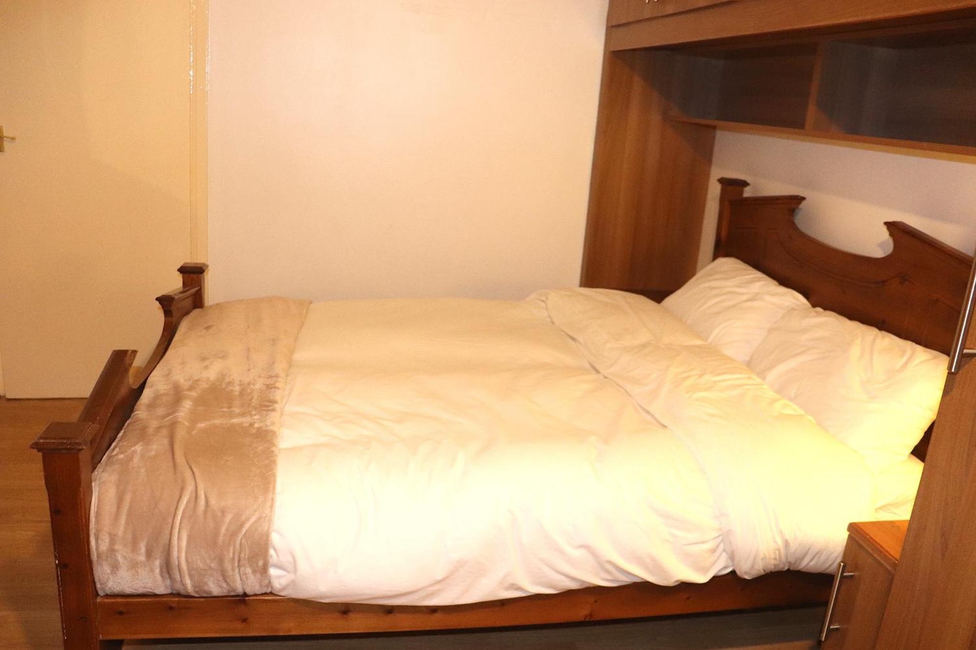 2-bedroom Apartment- Bermondsey Leilighet *