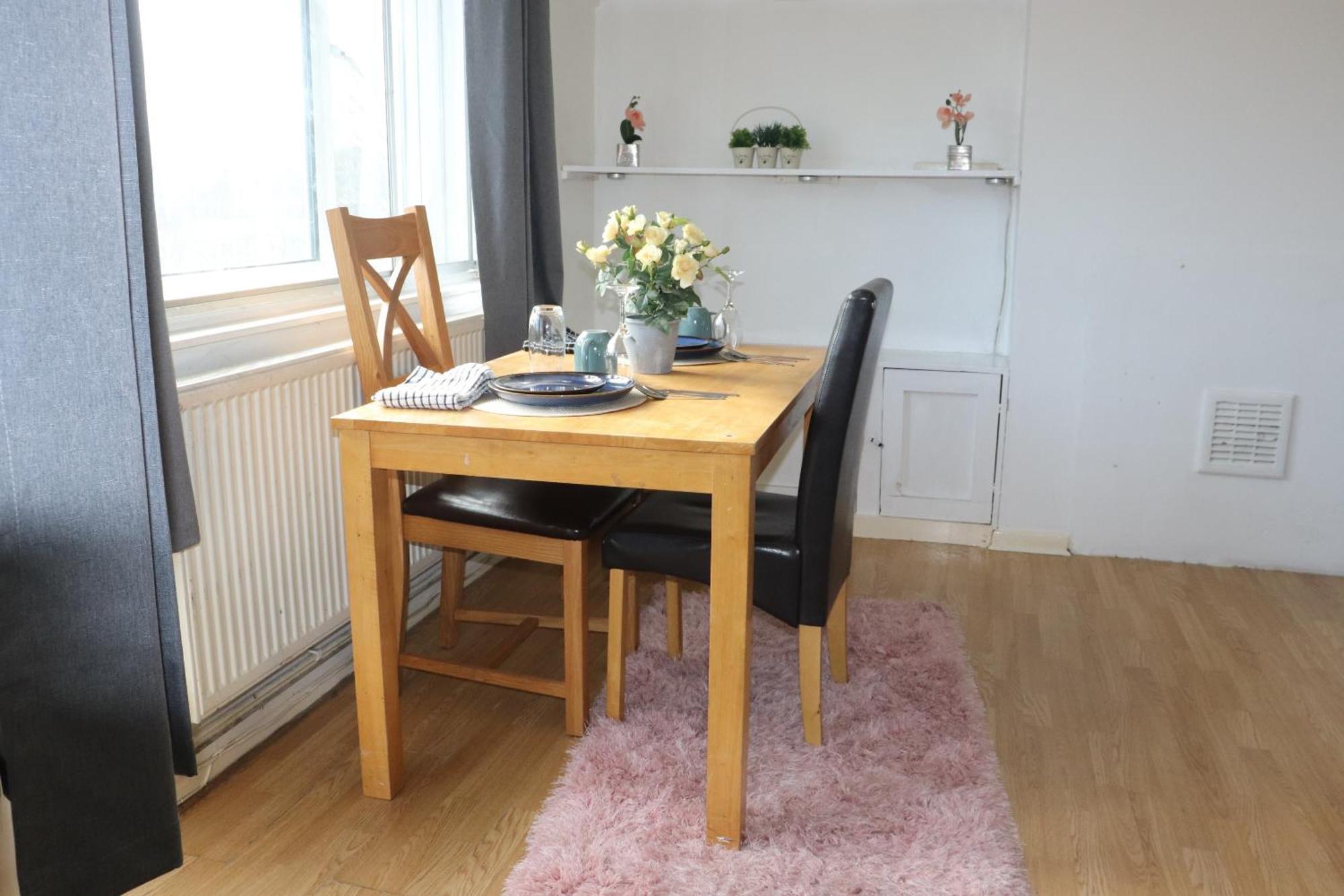 2-bedroom Apartment- Bermondsey Leilighet