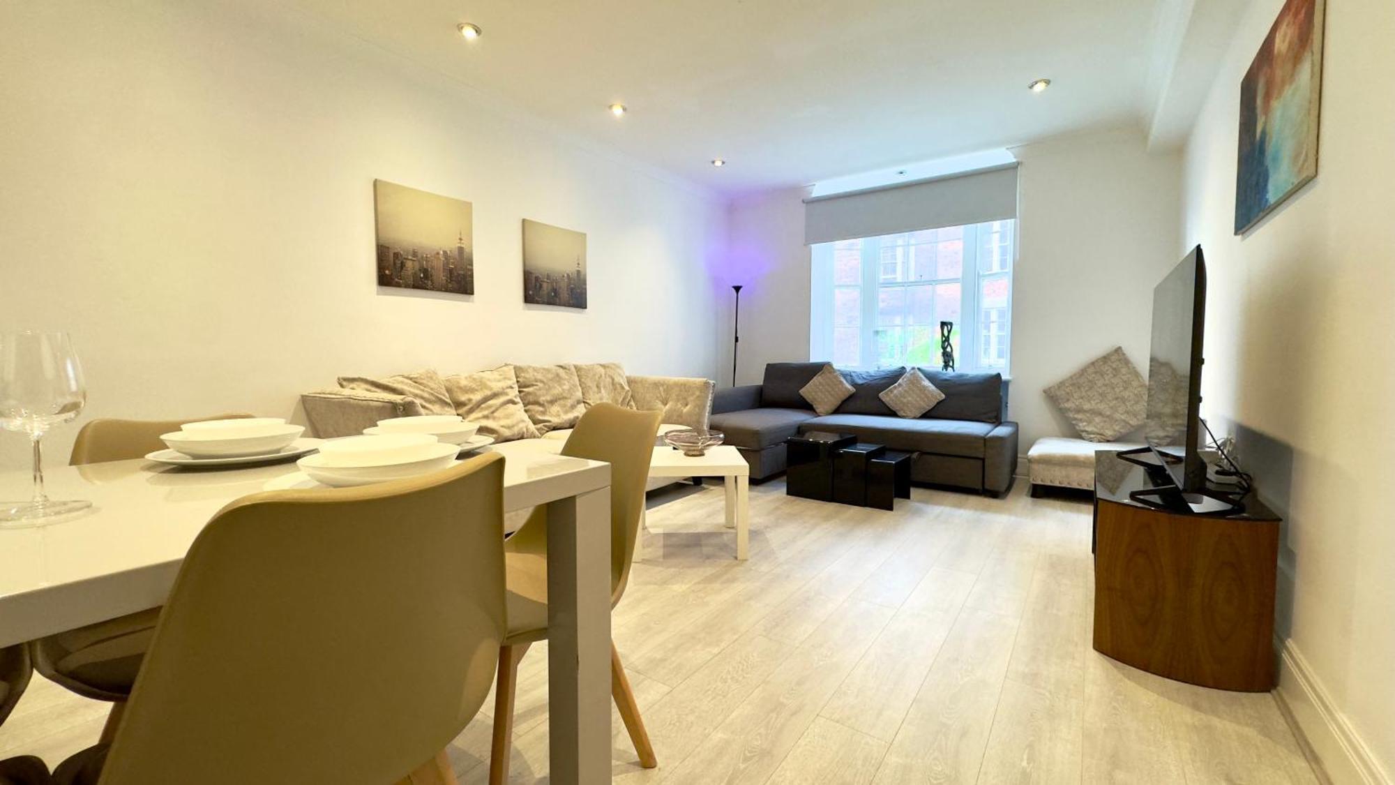 Cute 2 Bedroom Apartment
