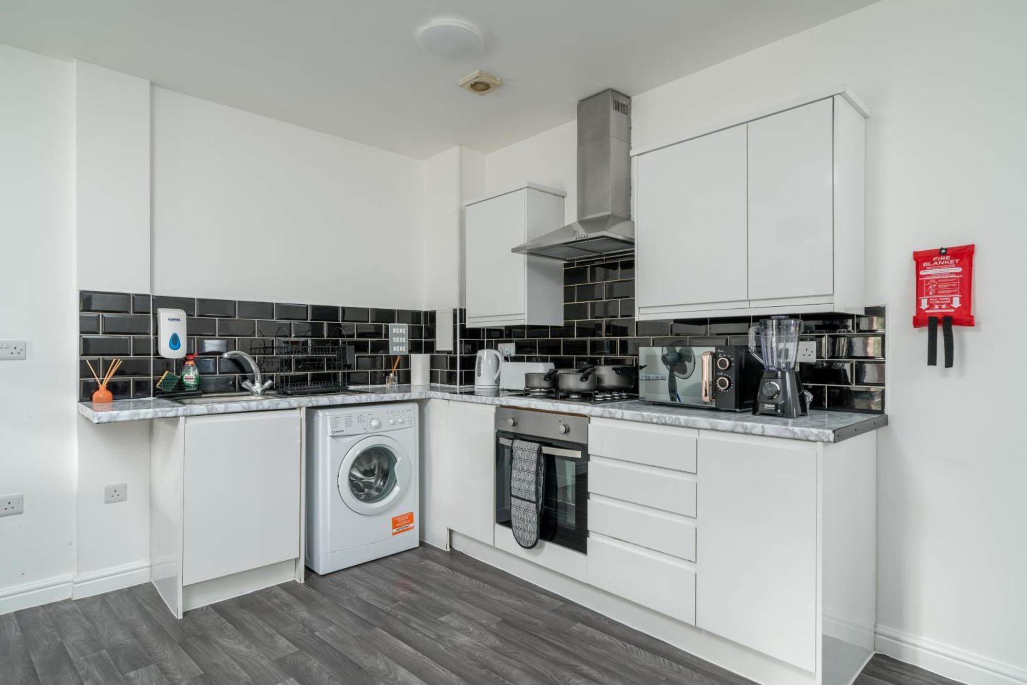 2br Near Canning Town Stn Balcony Location Appartement