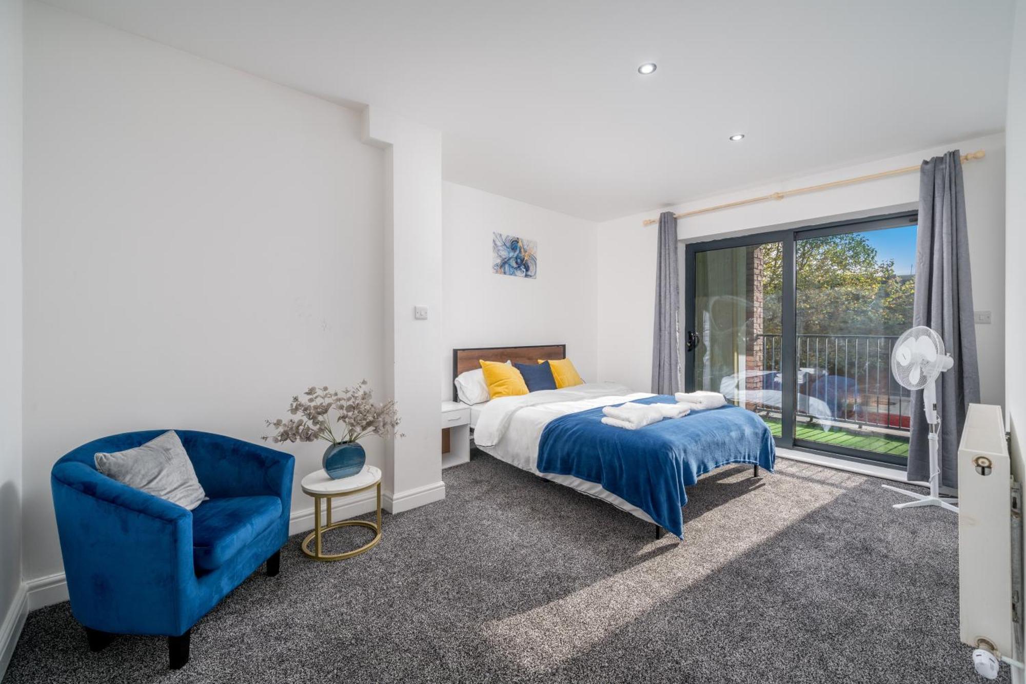 Appartement 2br Near Canning Town Stn Balcony Location Londen