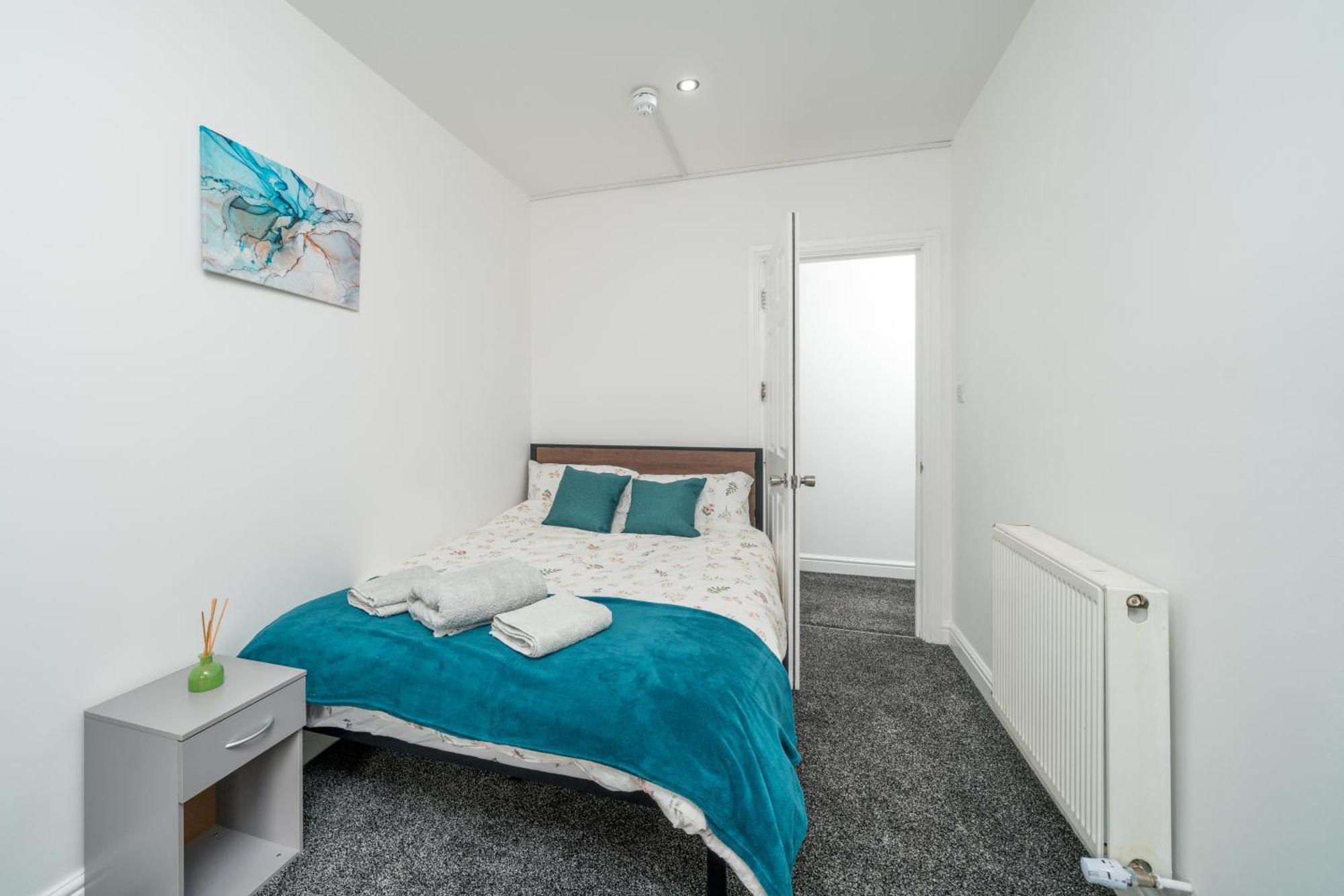 2br Near Canning Town Stn Balcony Location Appartement