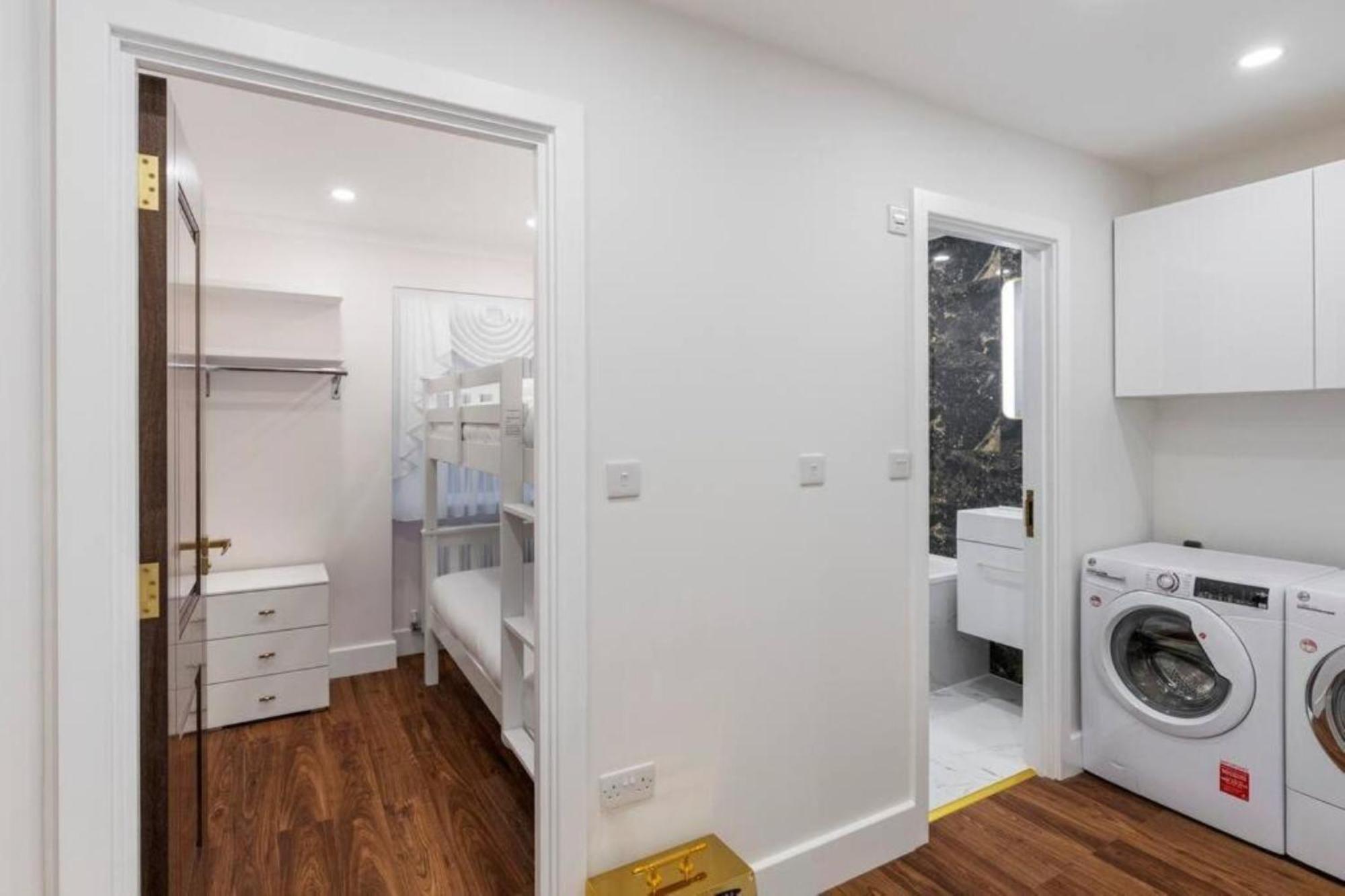 Lejlighed Metro Majesty 5-bedroom Gem In South Tottenham