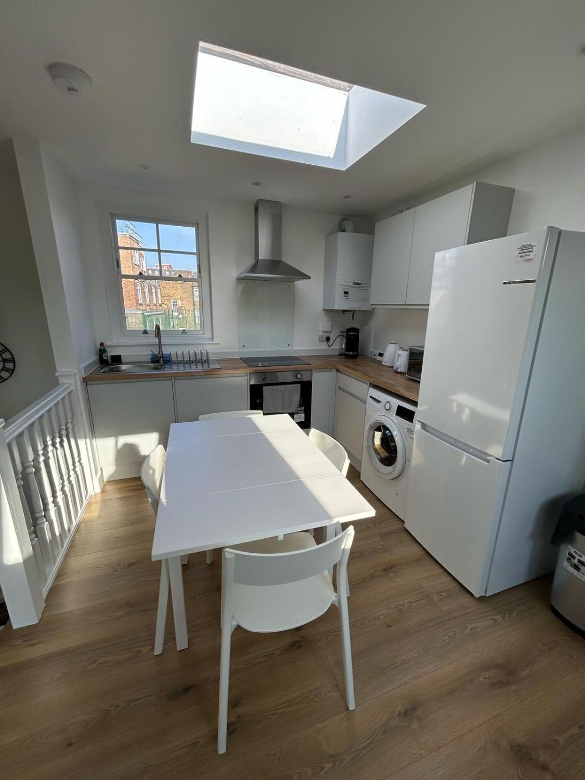 2 Bedroom Flat Pimlico Appartamento
