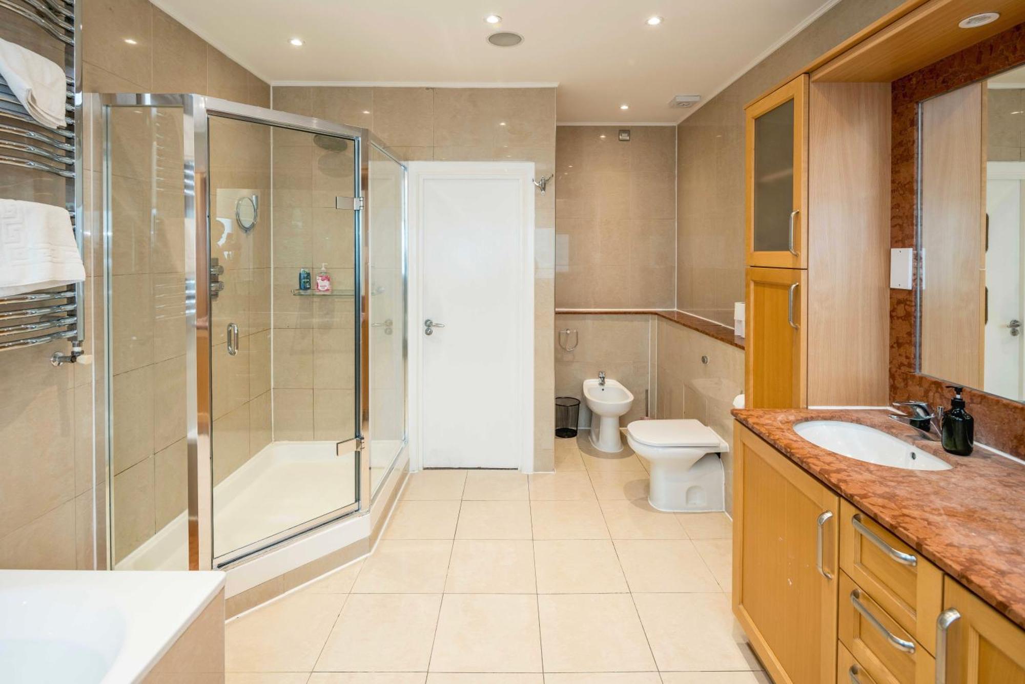 Massive Luxury House In Mayfair And Marylebone * London