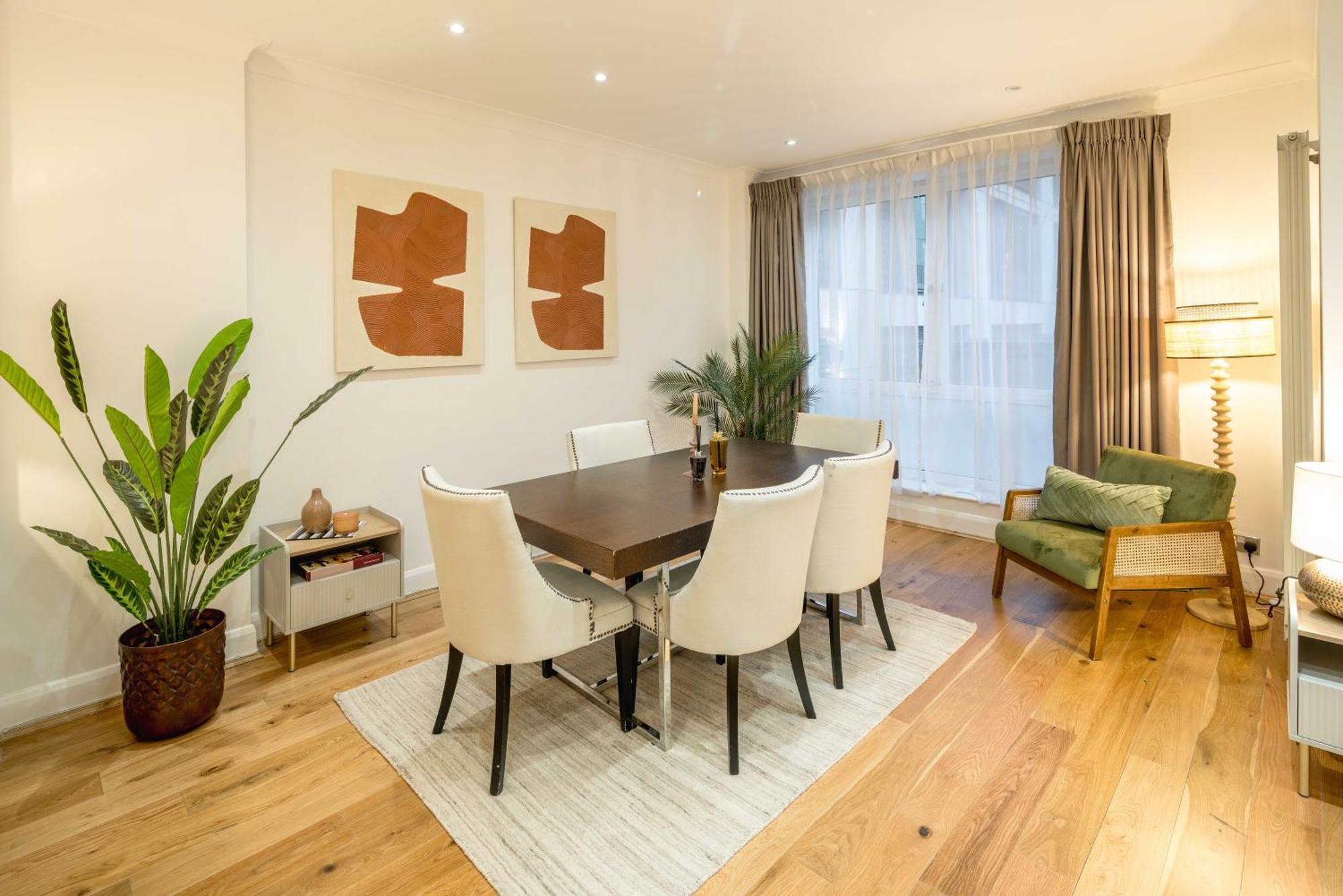 Massive Luxury House In Mayfair And Marylebone * London