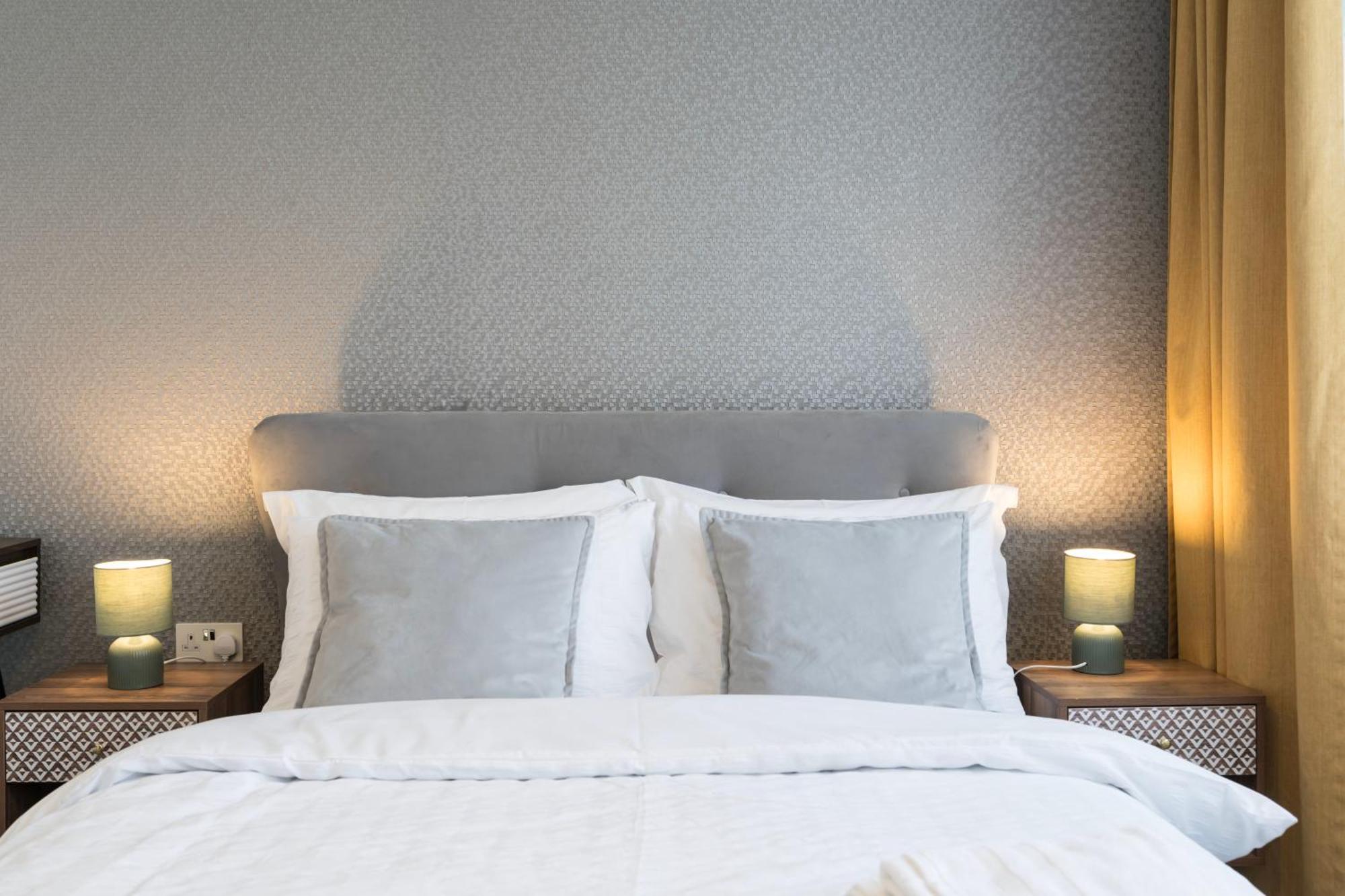 Kilburn By Dc London