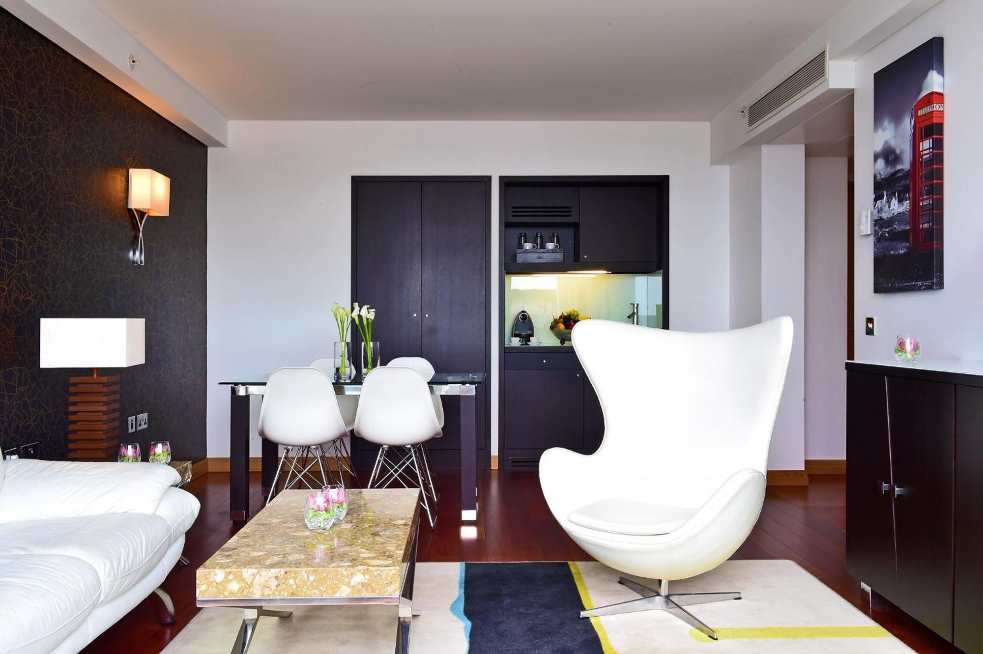 Pestana Chelsea Bridge & Hotell 4*