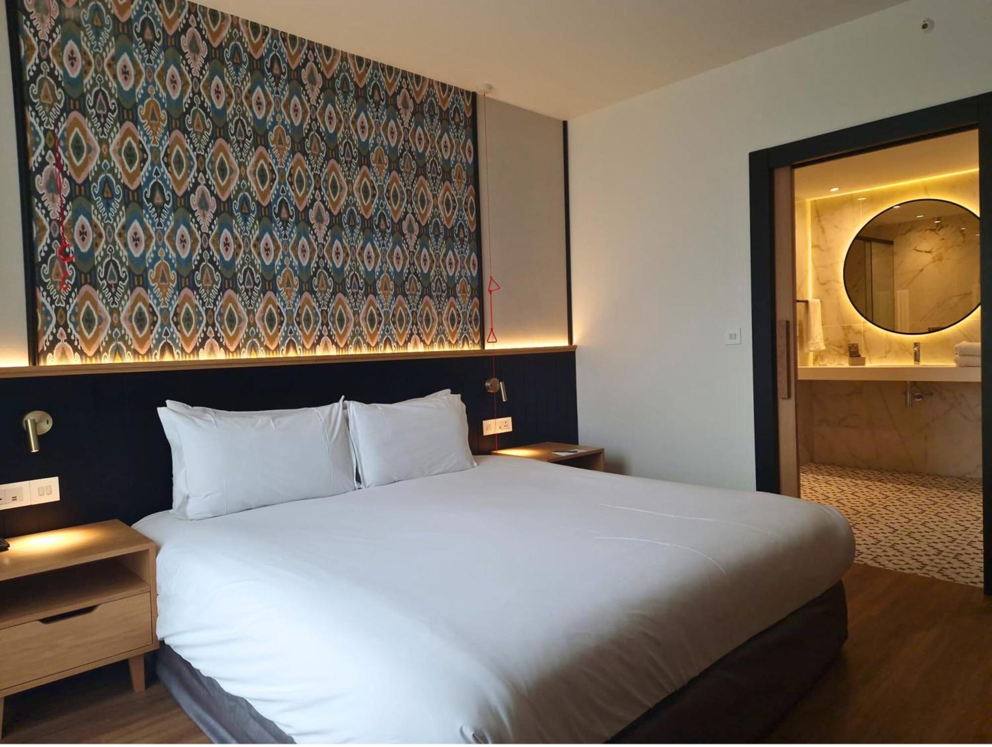 H10 Waterloo Hotel