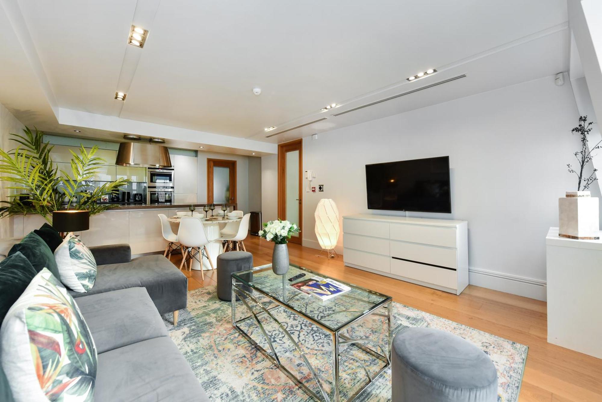 Choice - Mayfair - Bond Street * London