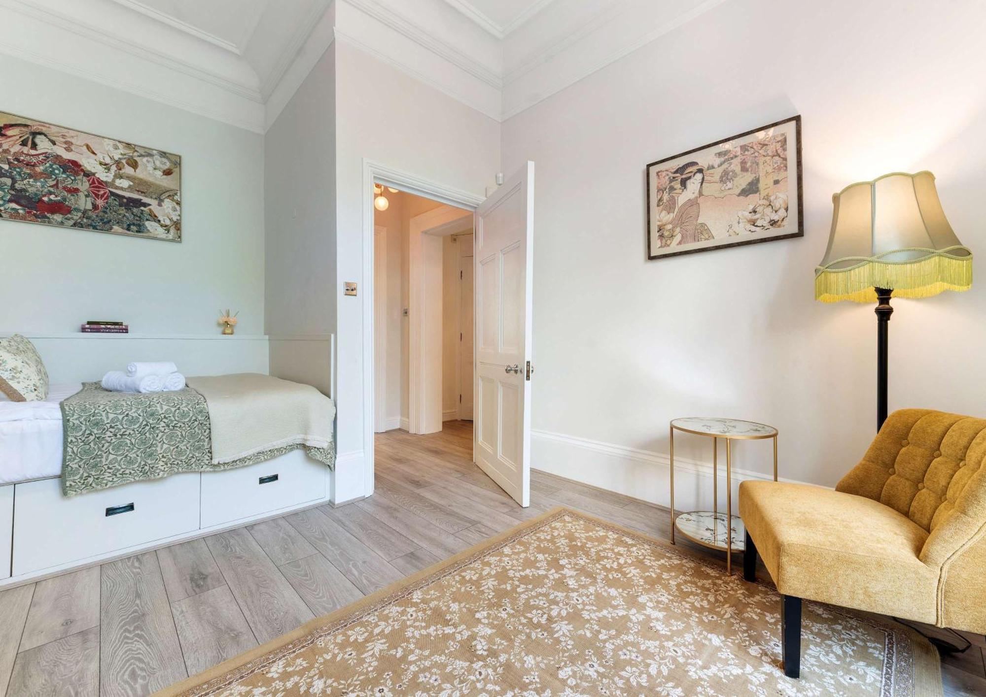 Madestays Premium South Kensington Serviced Lejlighed London