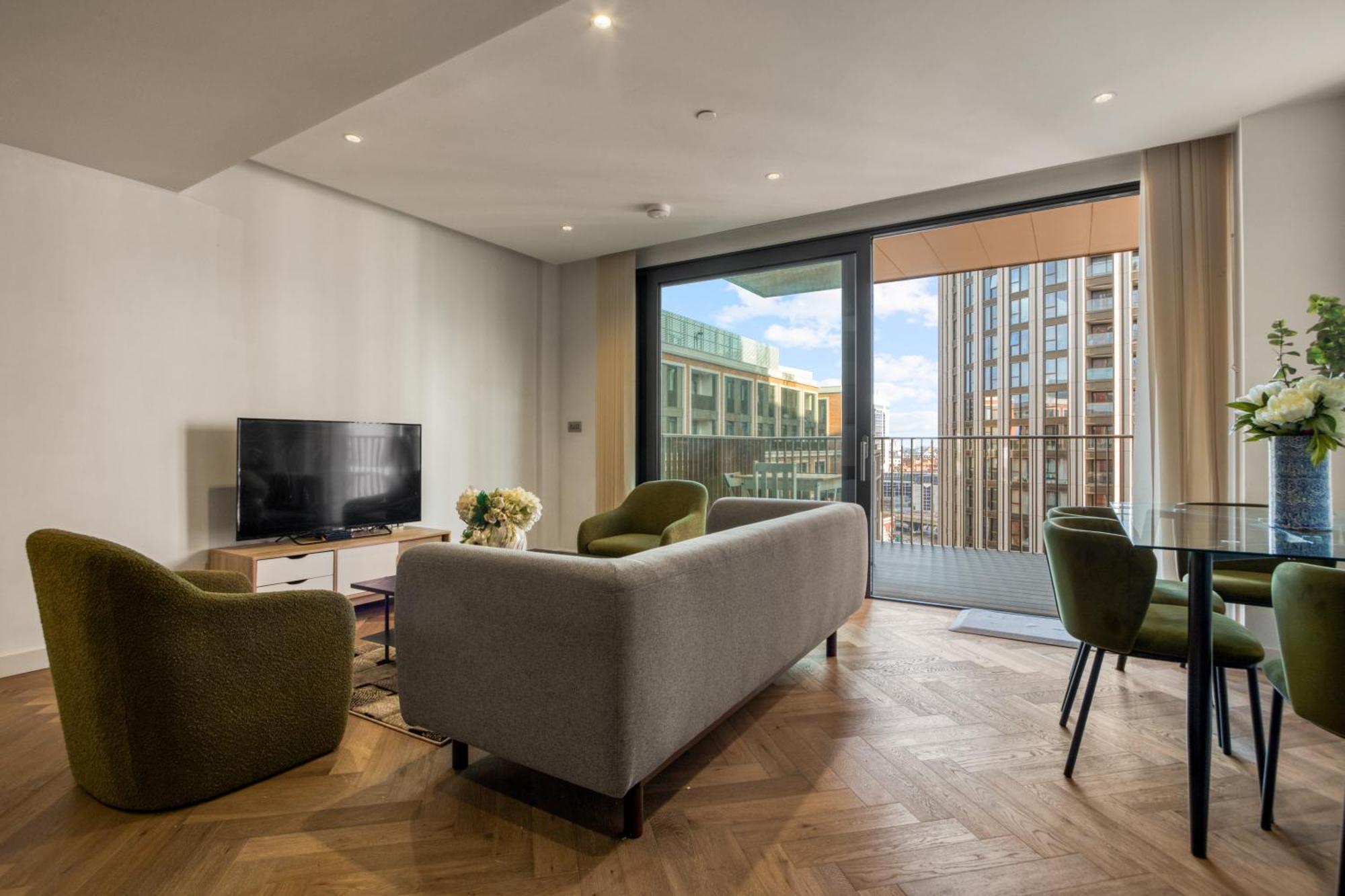 Apartment Hyde Park Luxury 2br 2ba Balcony London
