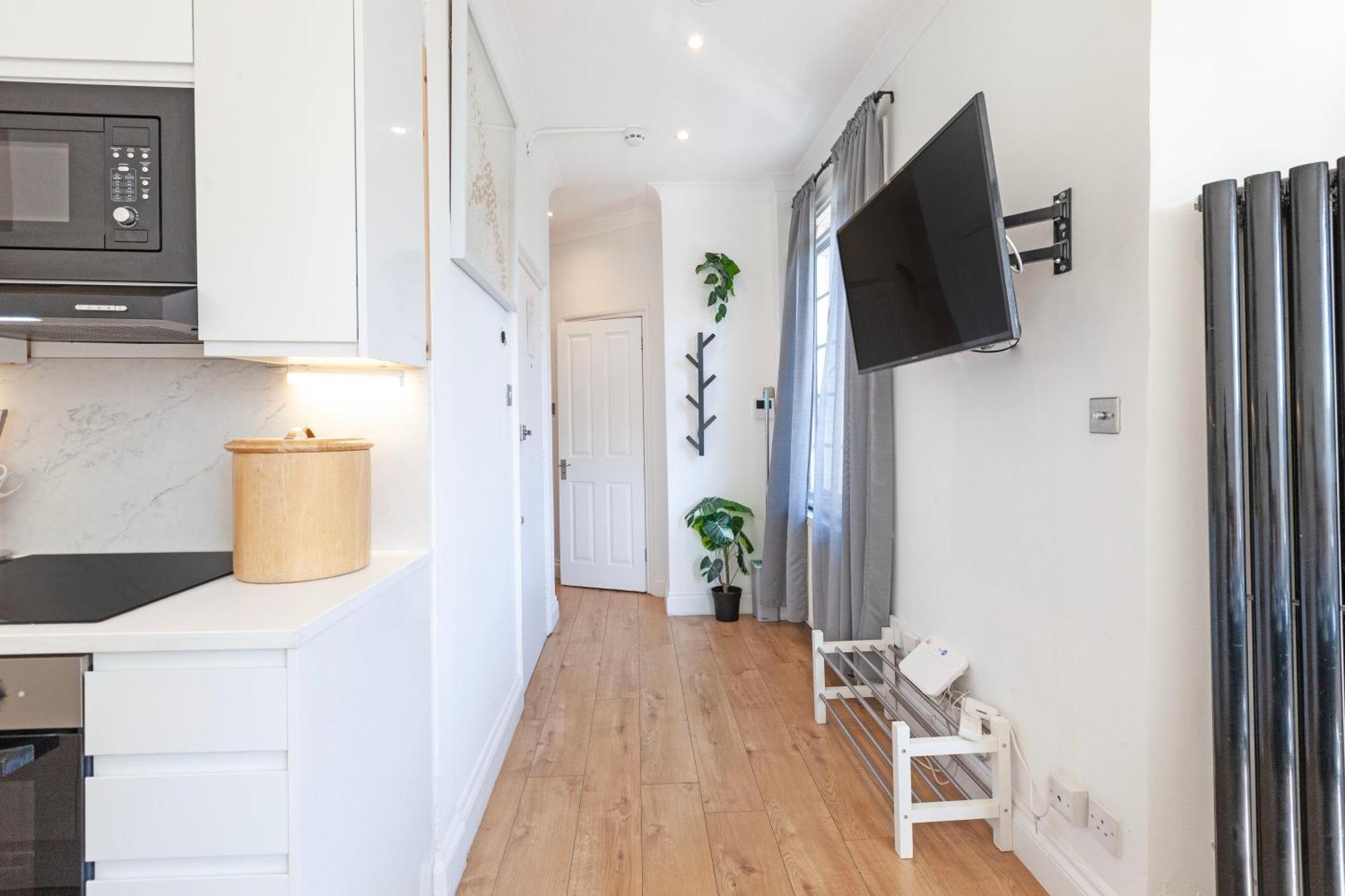 Lägenhet Luxury 2 Bedroom Flat In Royal Crescent London
