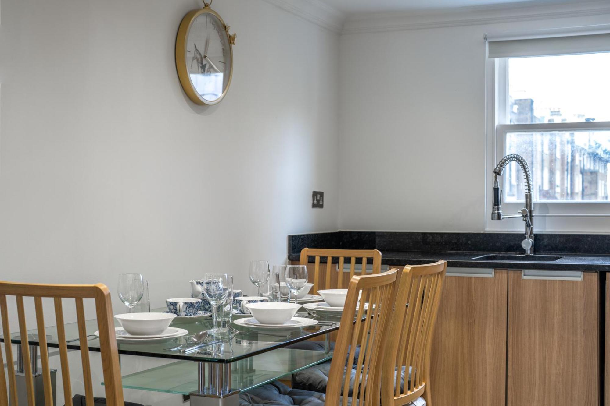 The Paddington Apartment
