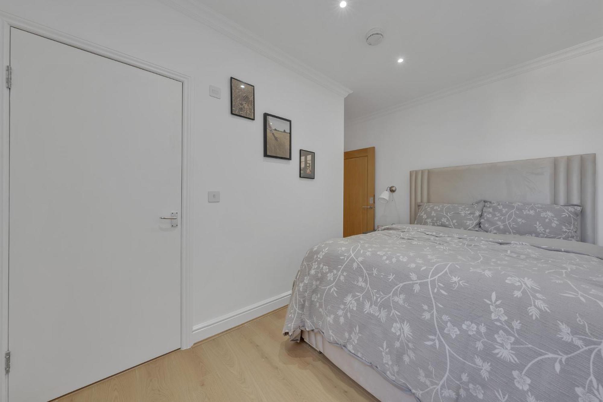 The Paddington Apartment