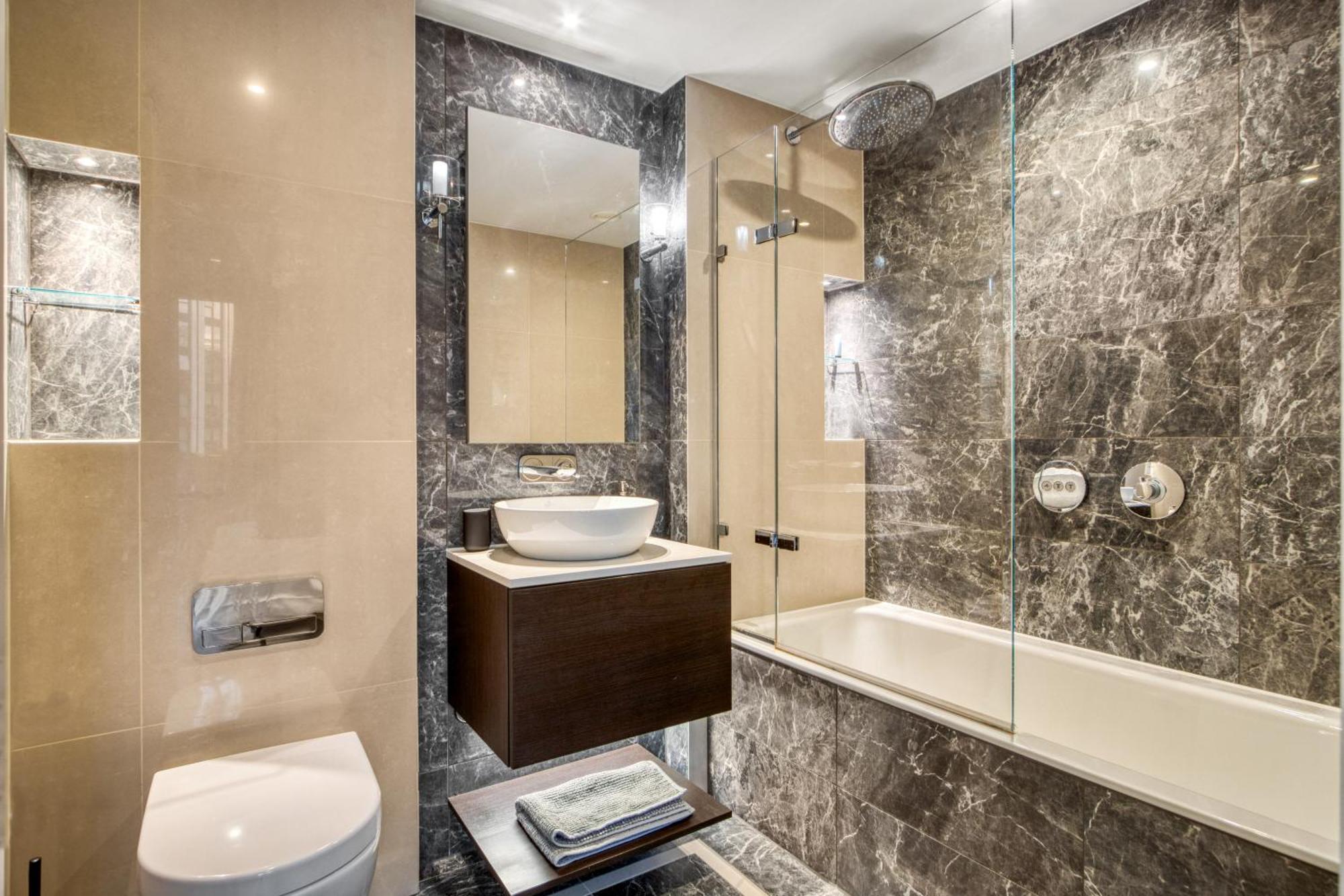 Hyde Park Beauty 2br 2ba Balcony Leilighet London